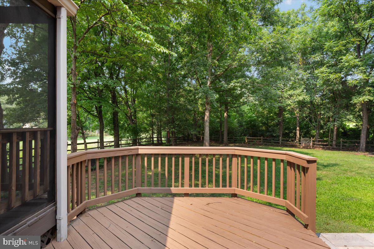 SEQUOIA FARMS - Residential