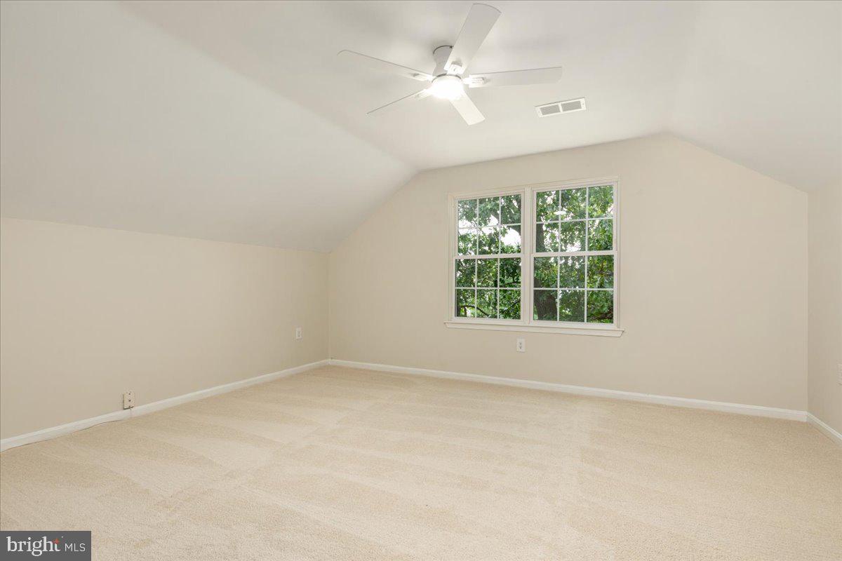 SEQUOIA FARMS - Residential
