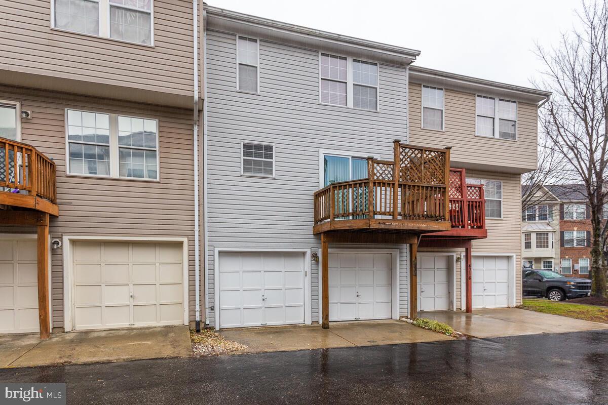 KINGSLEY HALL - Residential Lease