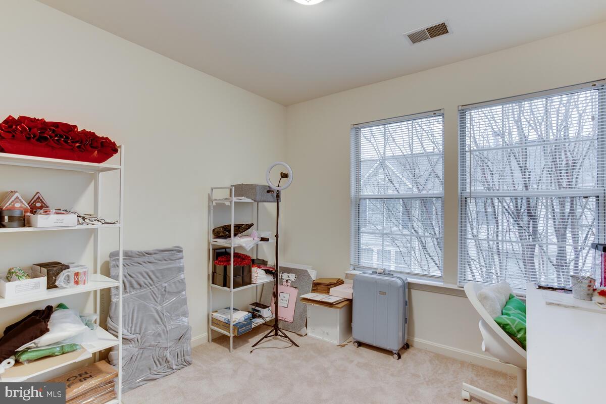 KINGSLEY HALL - Residential Lease