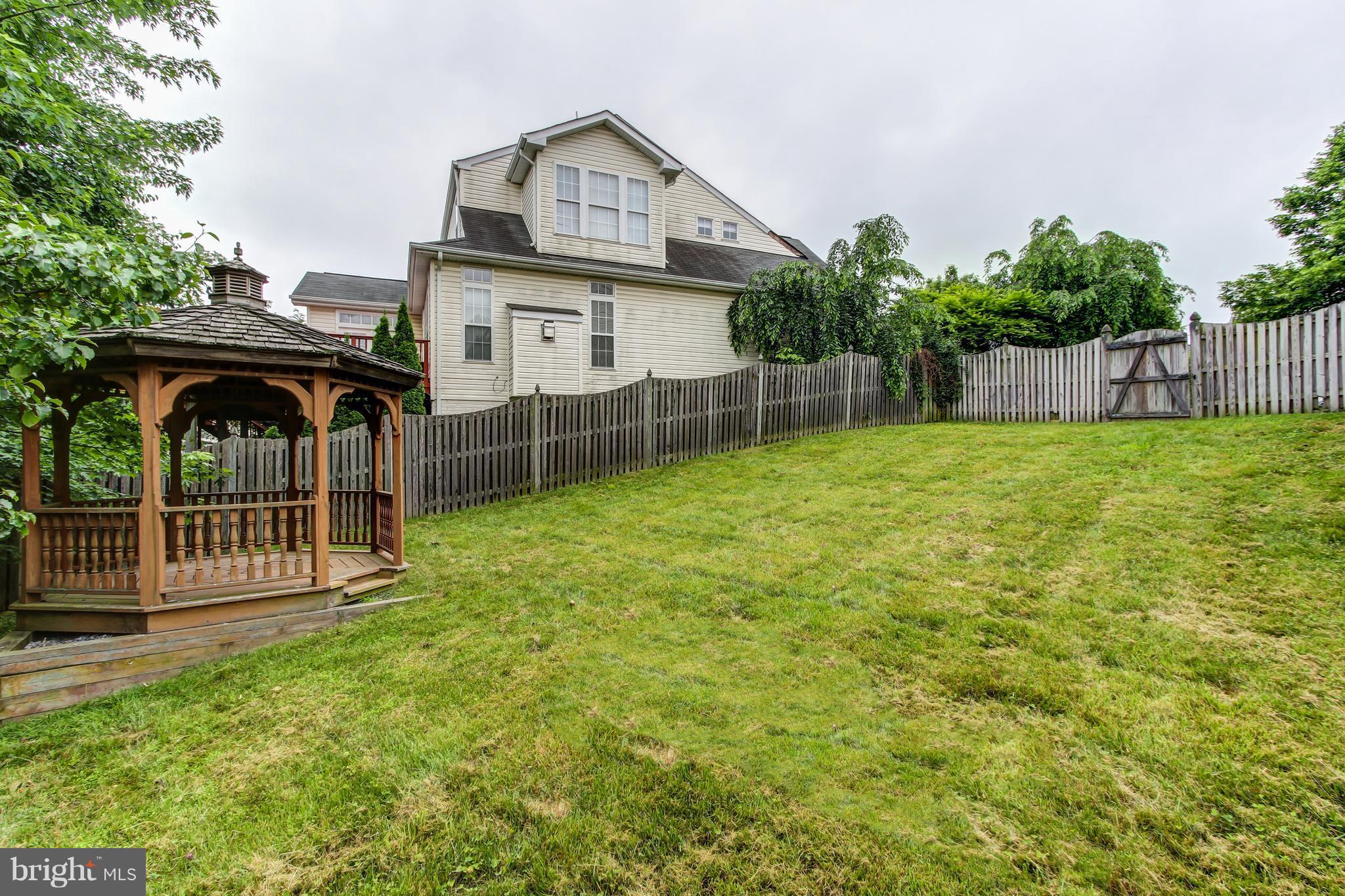 SENECA CROSSING - Residential