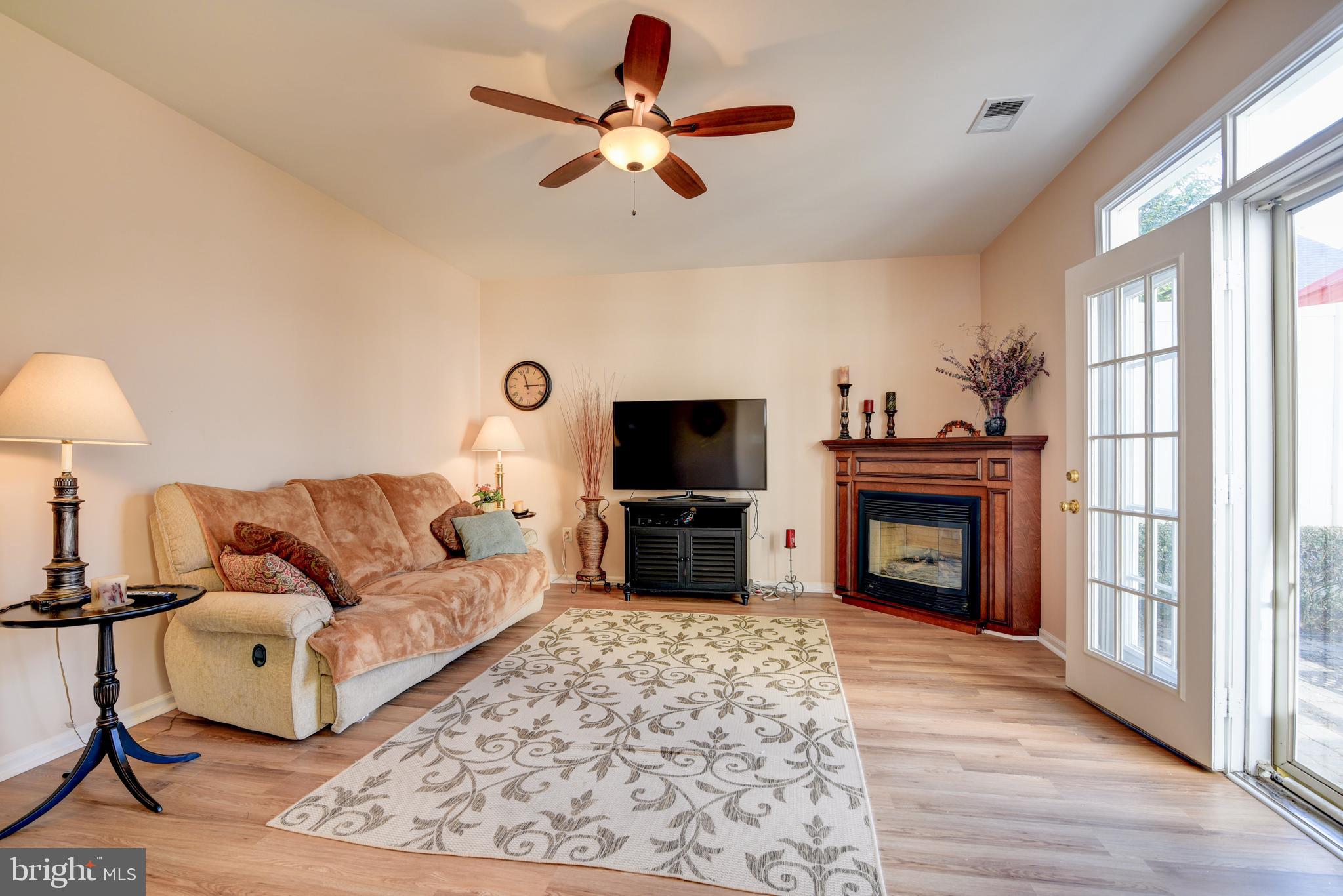 ASHBURN FARM - Residential