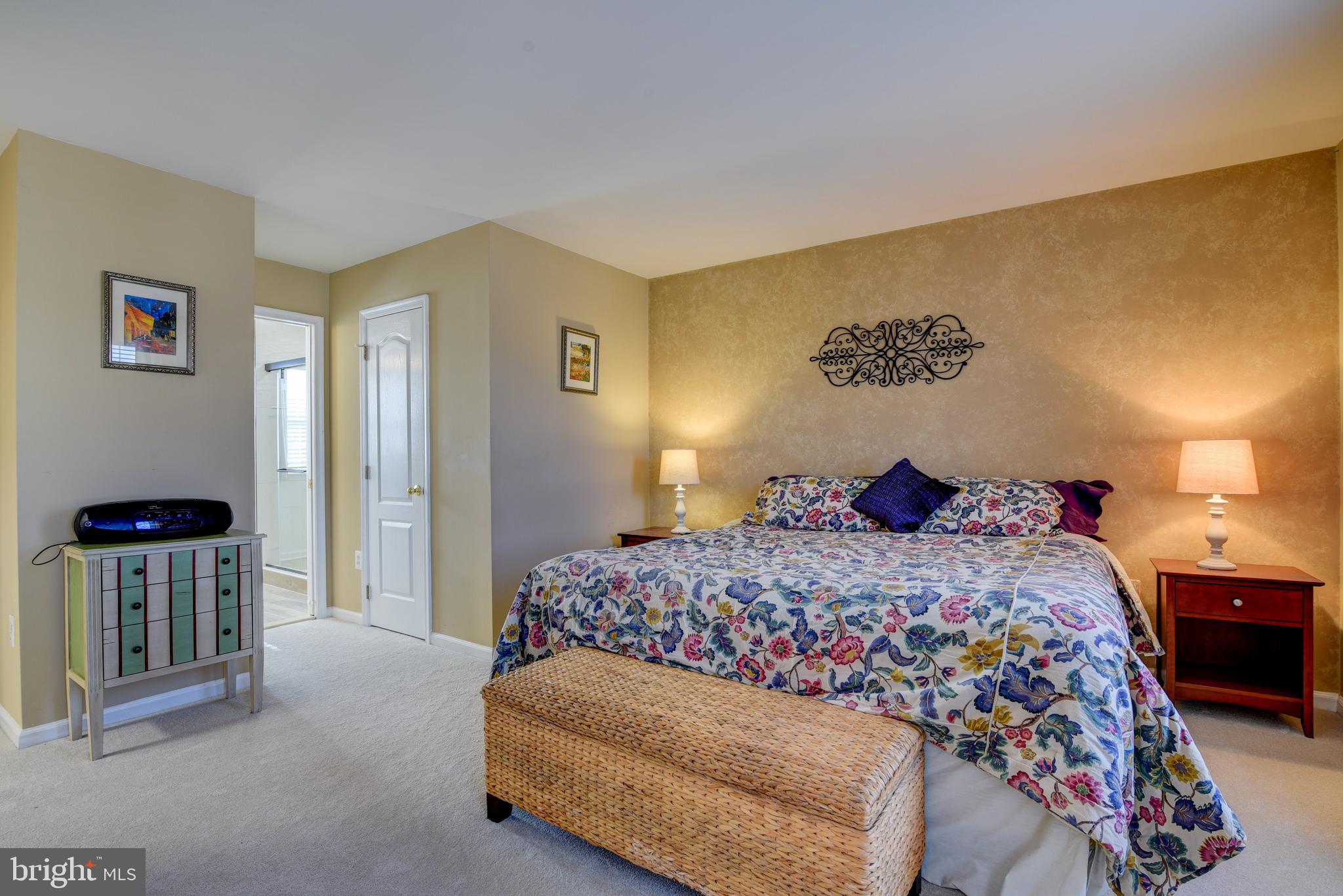ASHBURN FARM - Residential