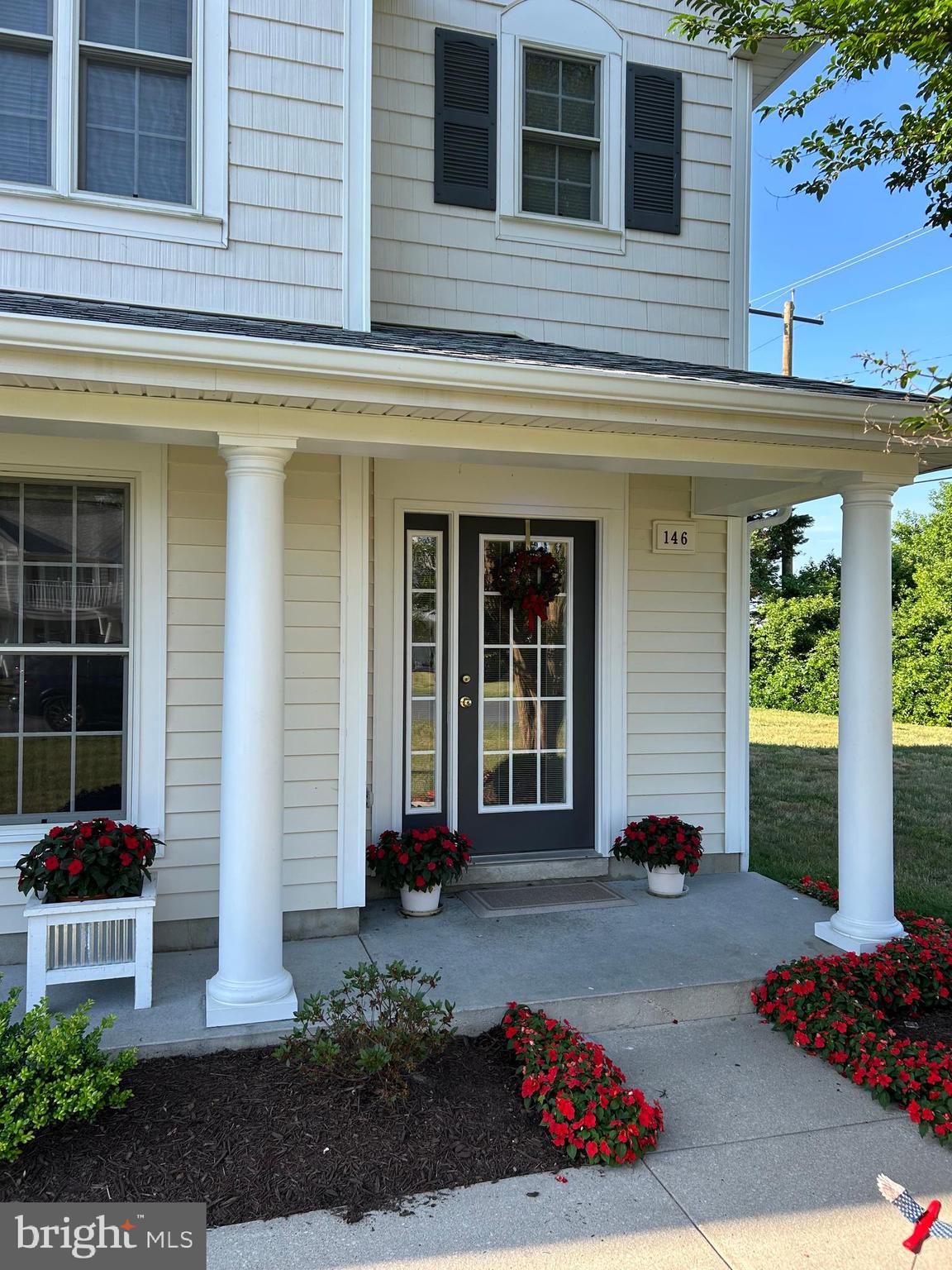 CHARLES COURT - Residential