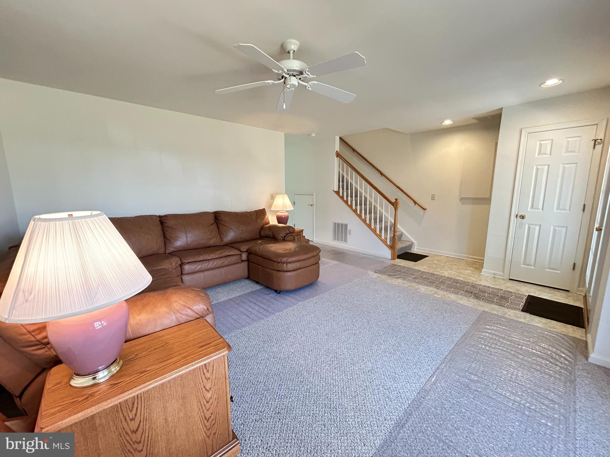 CHARLES COURT - Residential