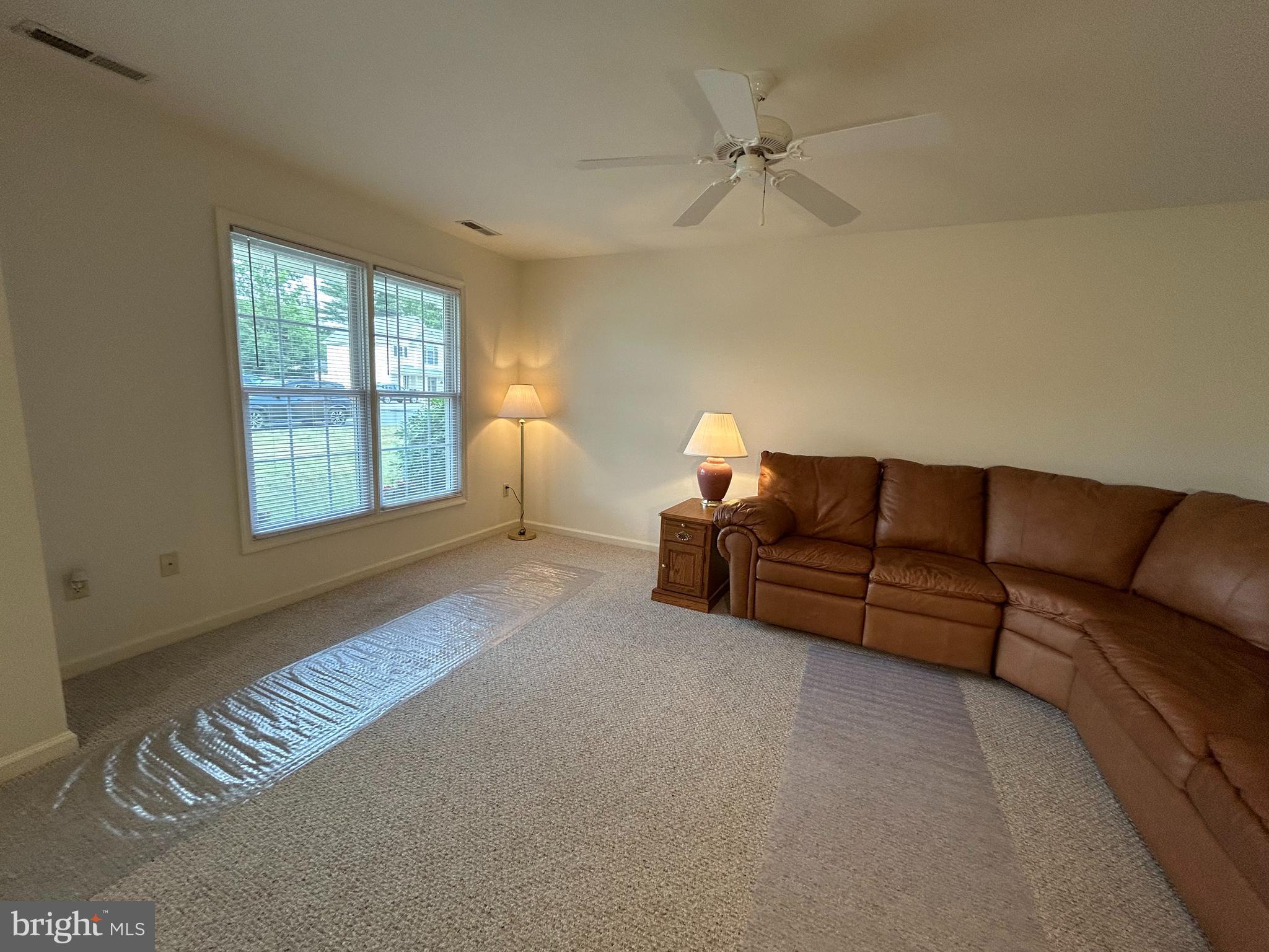 CHARLES COURT - Residential