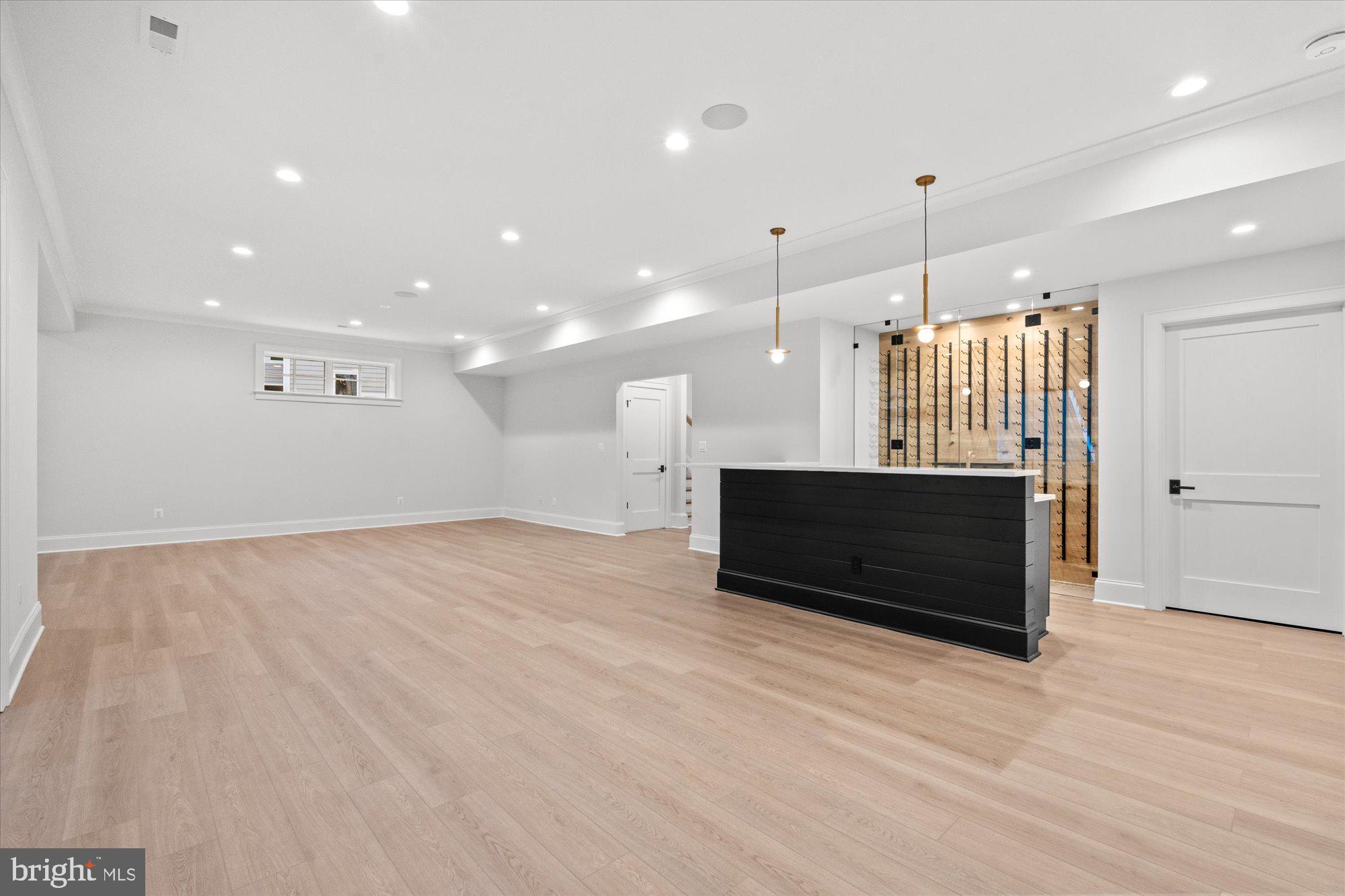 BROYHILL FOREST - Residential