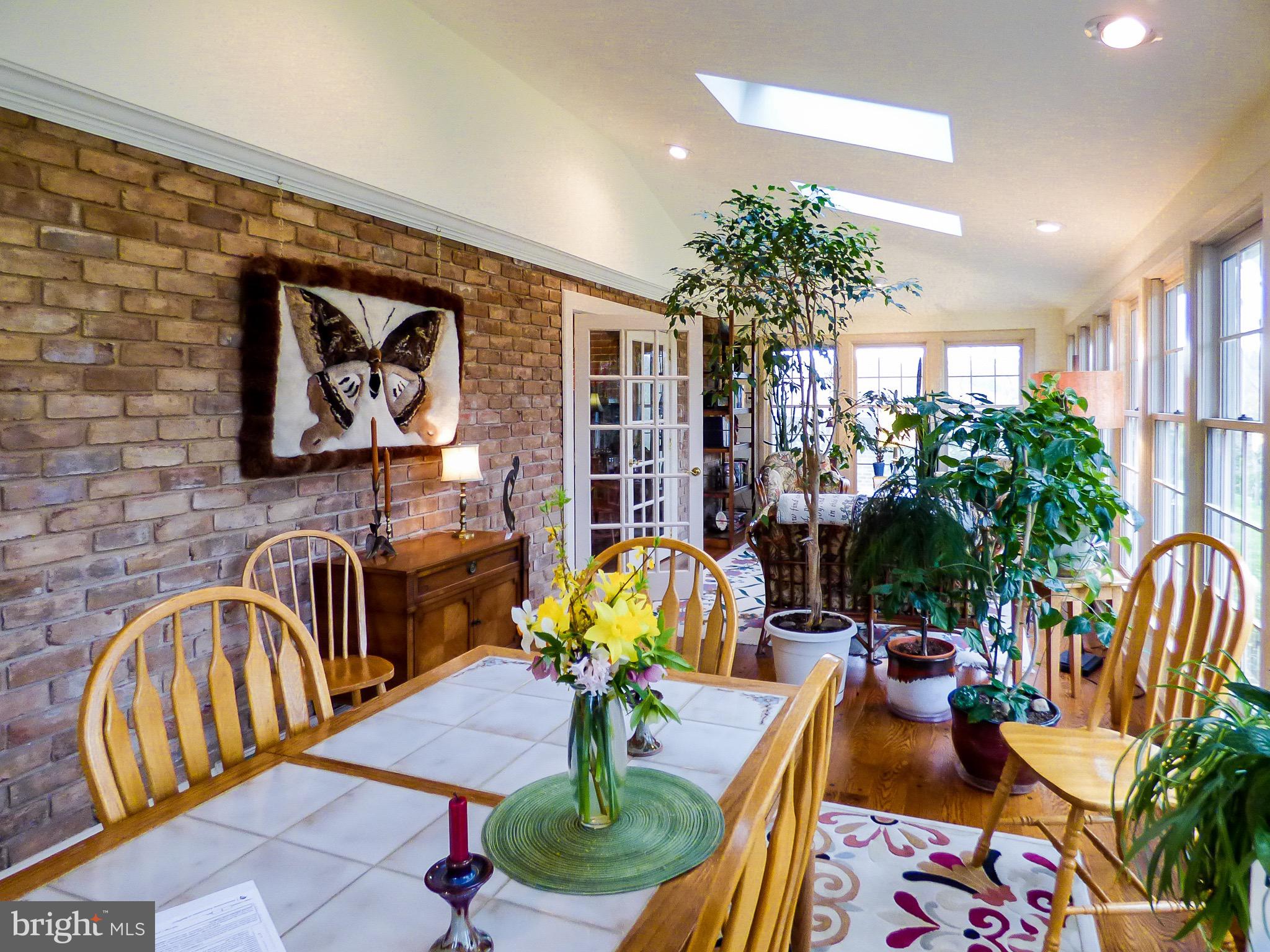 PENN OAKS - Residential