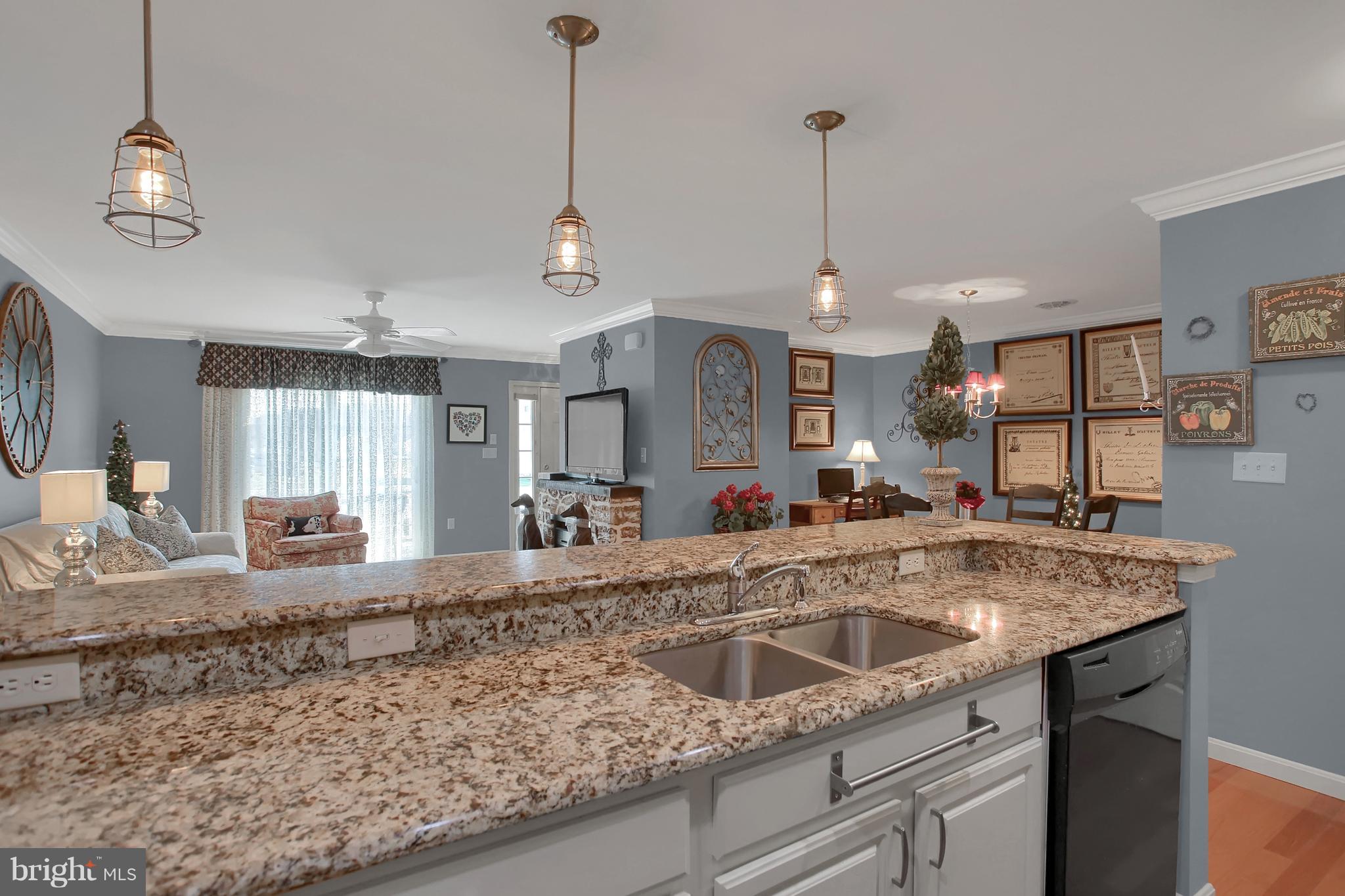 BUMBLE BEE HOLLOW - Residential