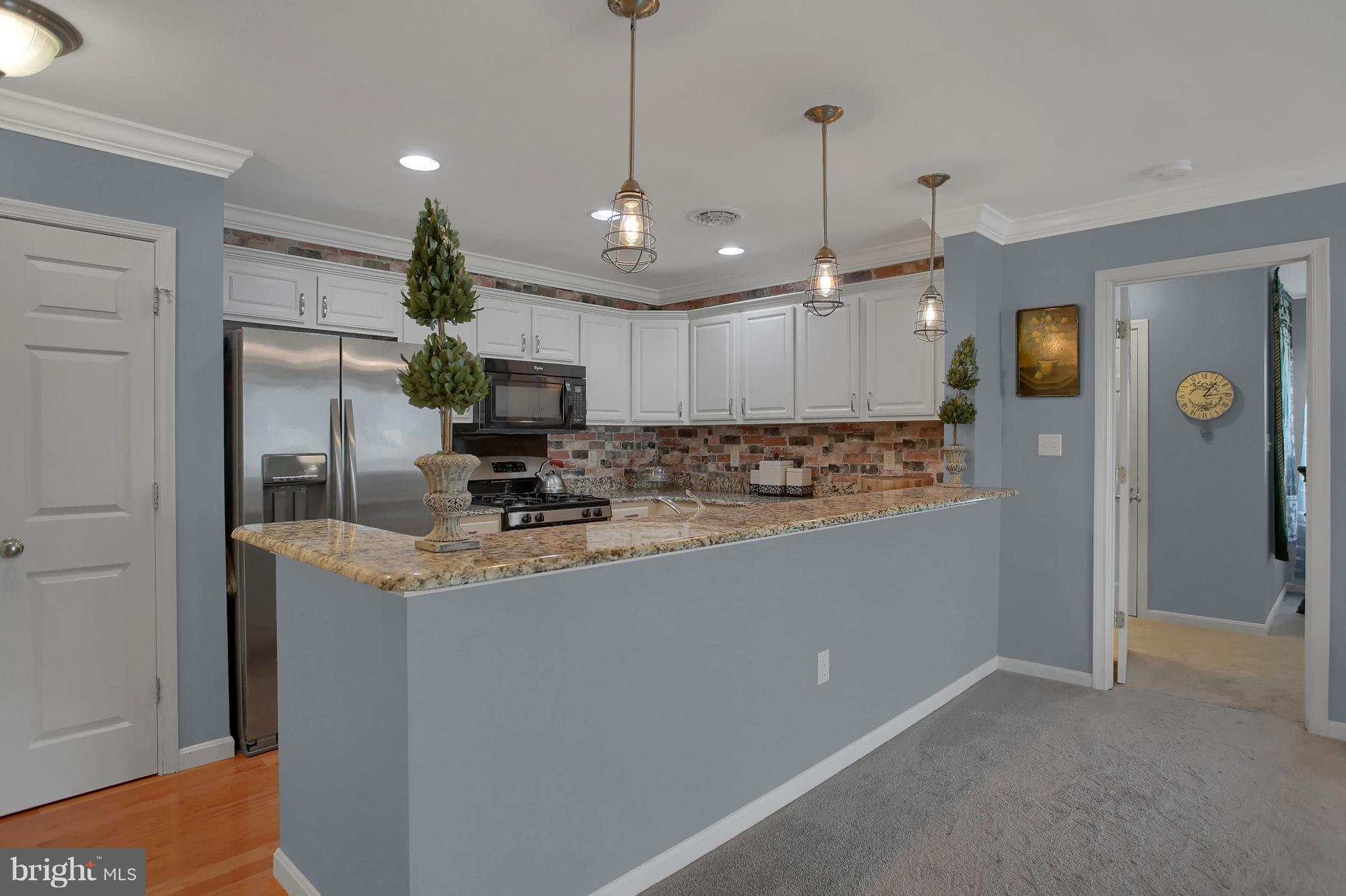 BUMBLE BEE HOLLOW - Residential