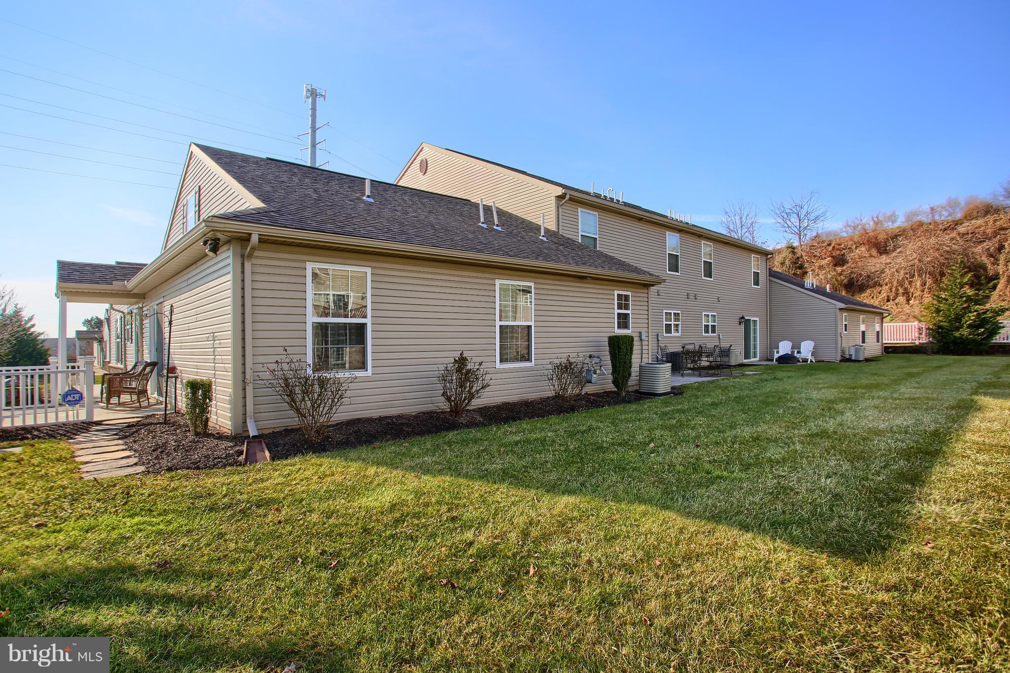 BUMBLE BEE HOLLOW - Residential