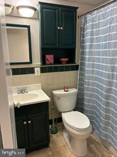 HUNTSMAN CONDO - Residential