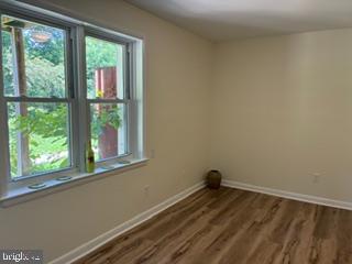 HUNTSMAN CONDO - Residential