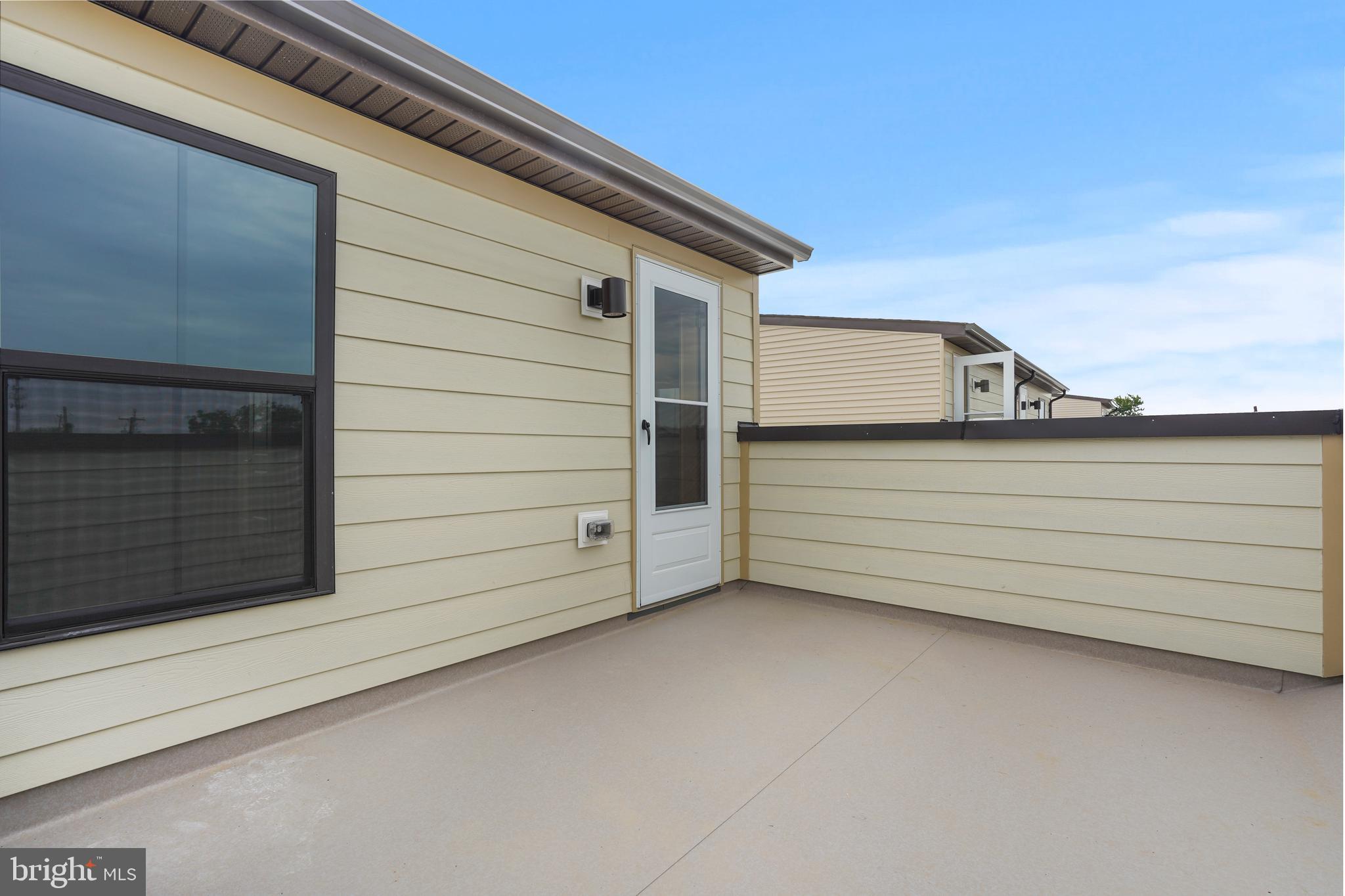 VILLAGE OF TOWNE SQUARE - Residential