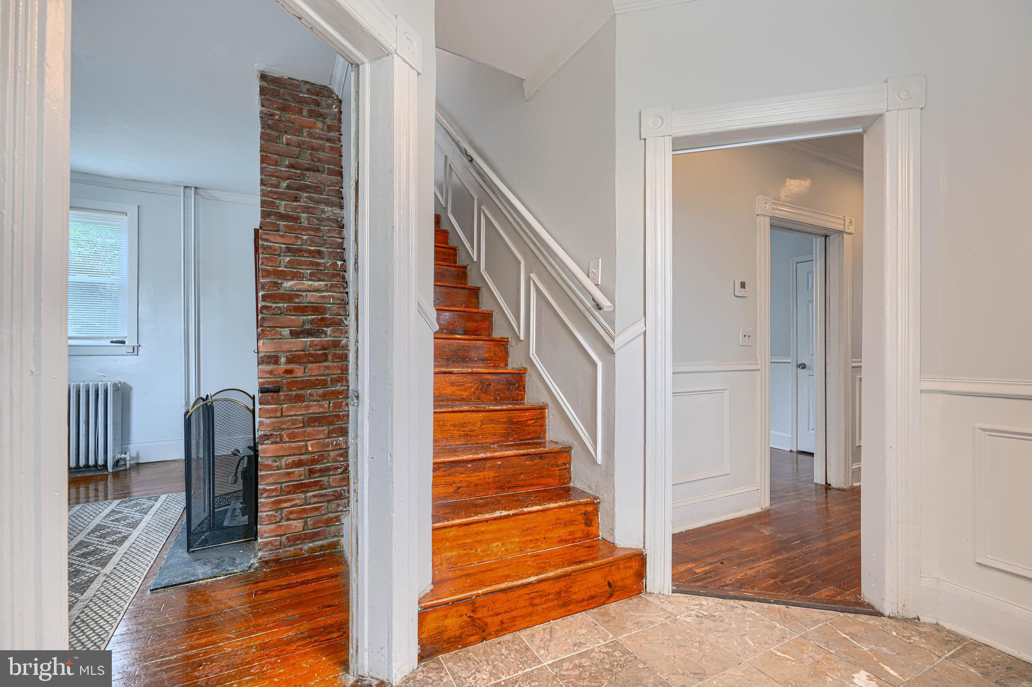 LAURAVILLE HISTORIC DISTRICT - Residential