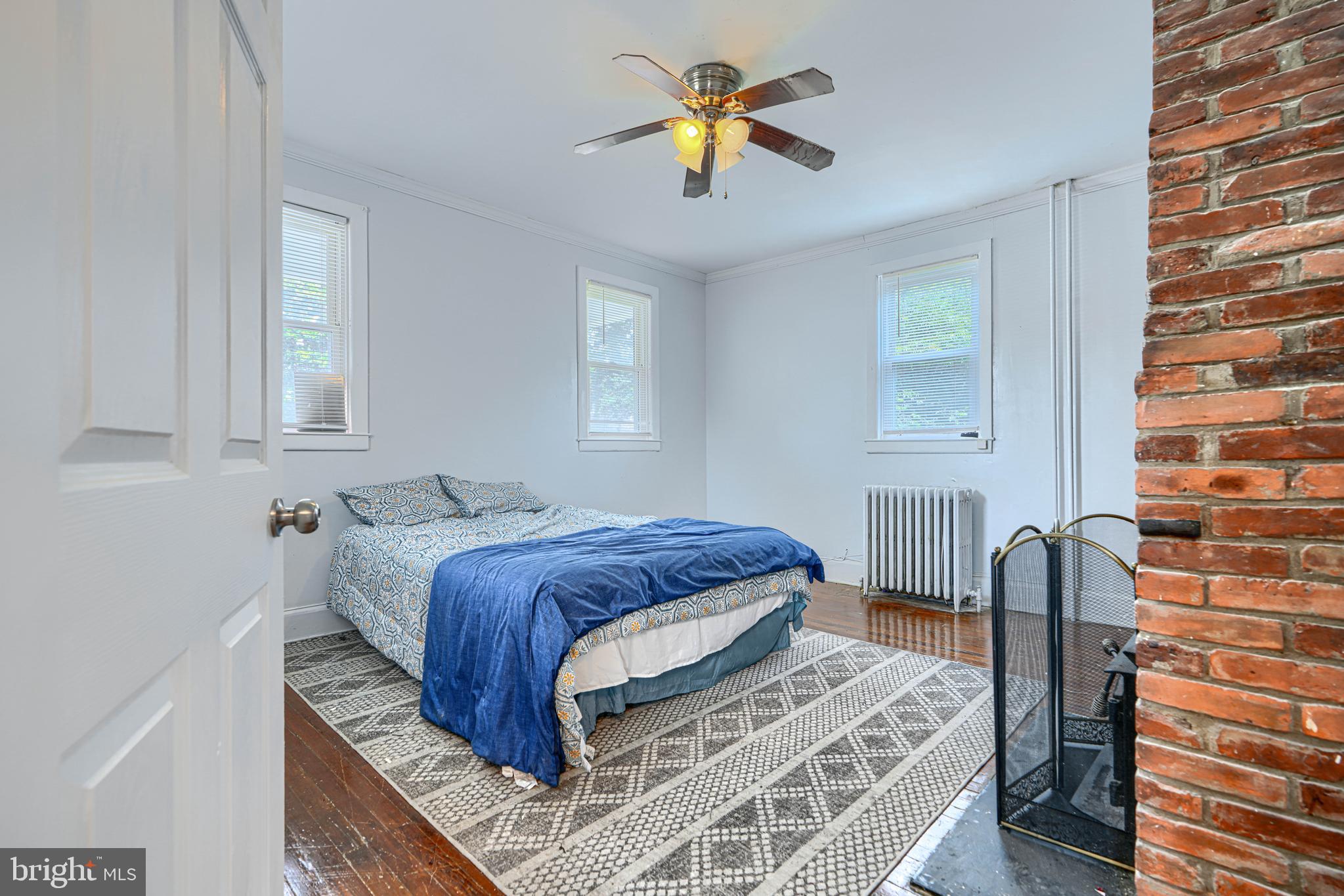 LAURAVILLE HISTORIC DISTRICT - Residential