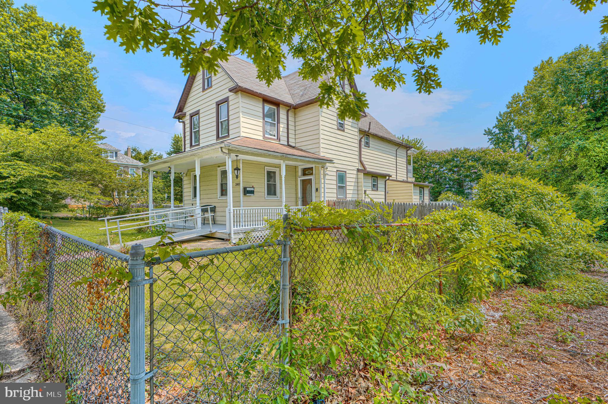 LAURAVILLE HISTORIC DISTRICT - Residential