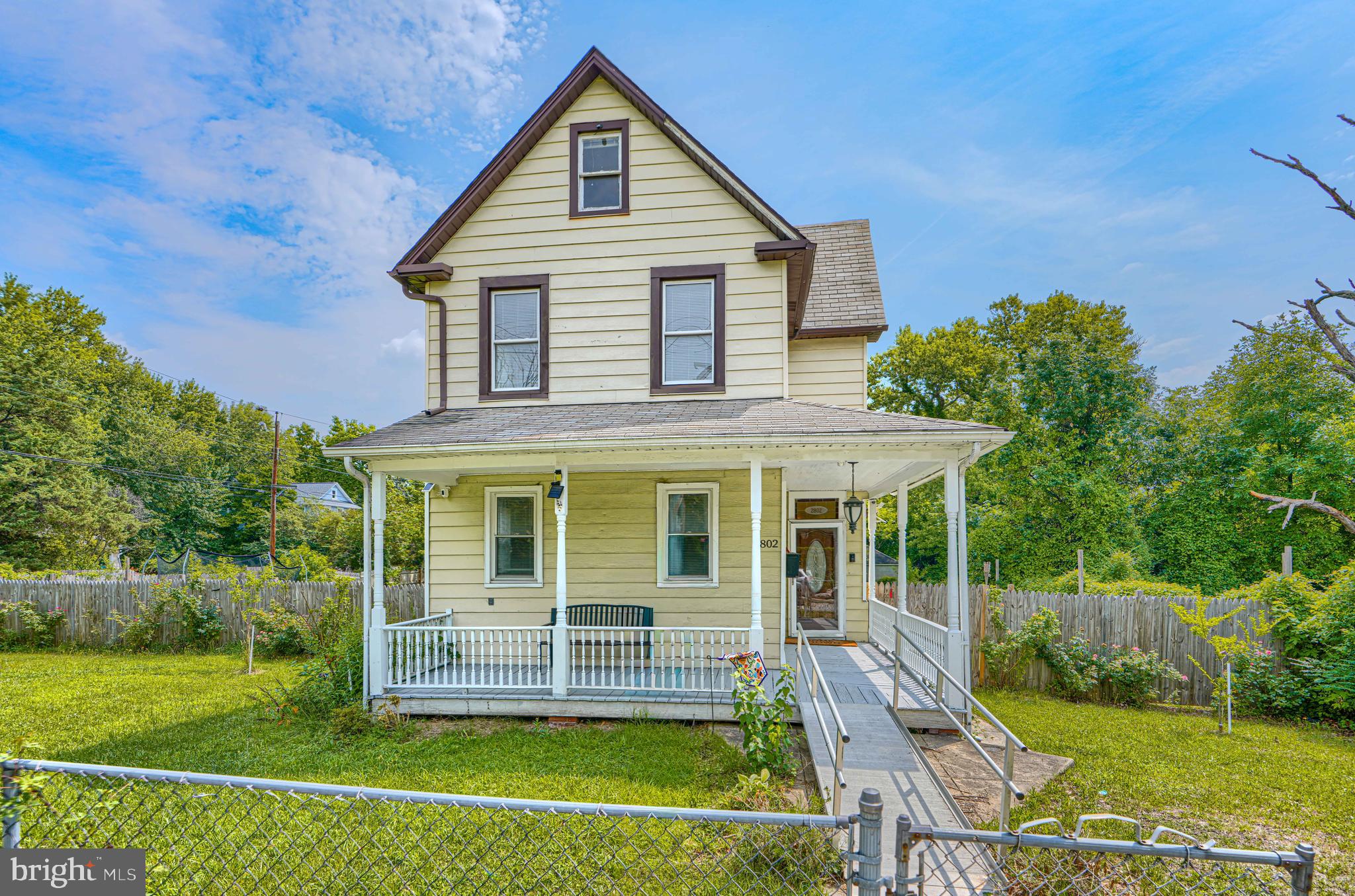 LAURAVILLE HISTORIC DISTRICT - Residential
