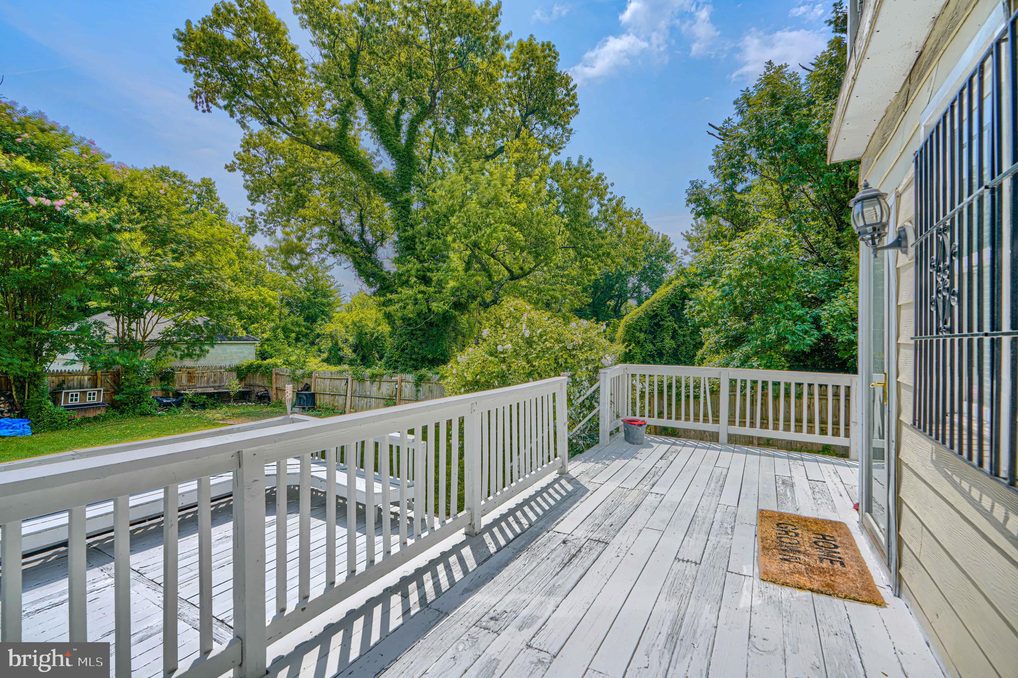 LAURAVILLE HISTORIC DISTRICT - Residential