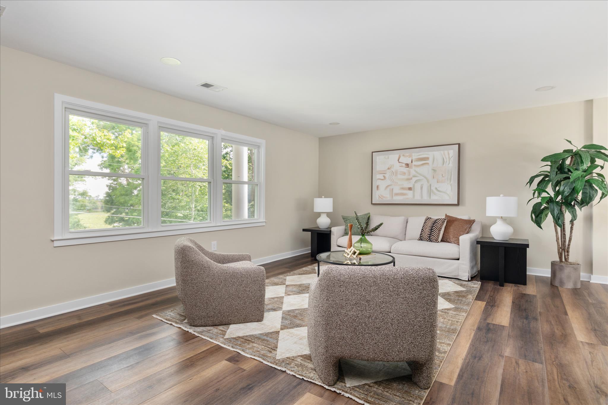 BELMONT BAY - Residential
