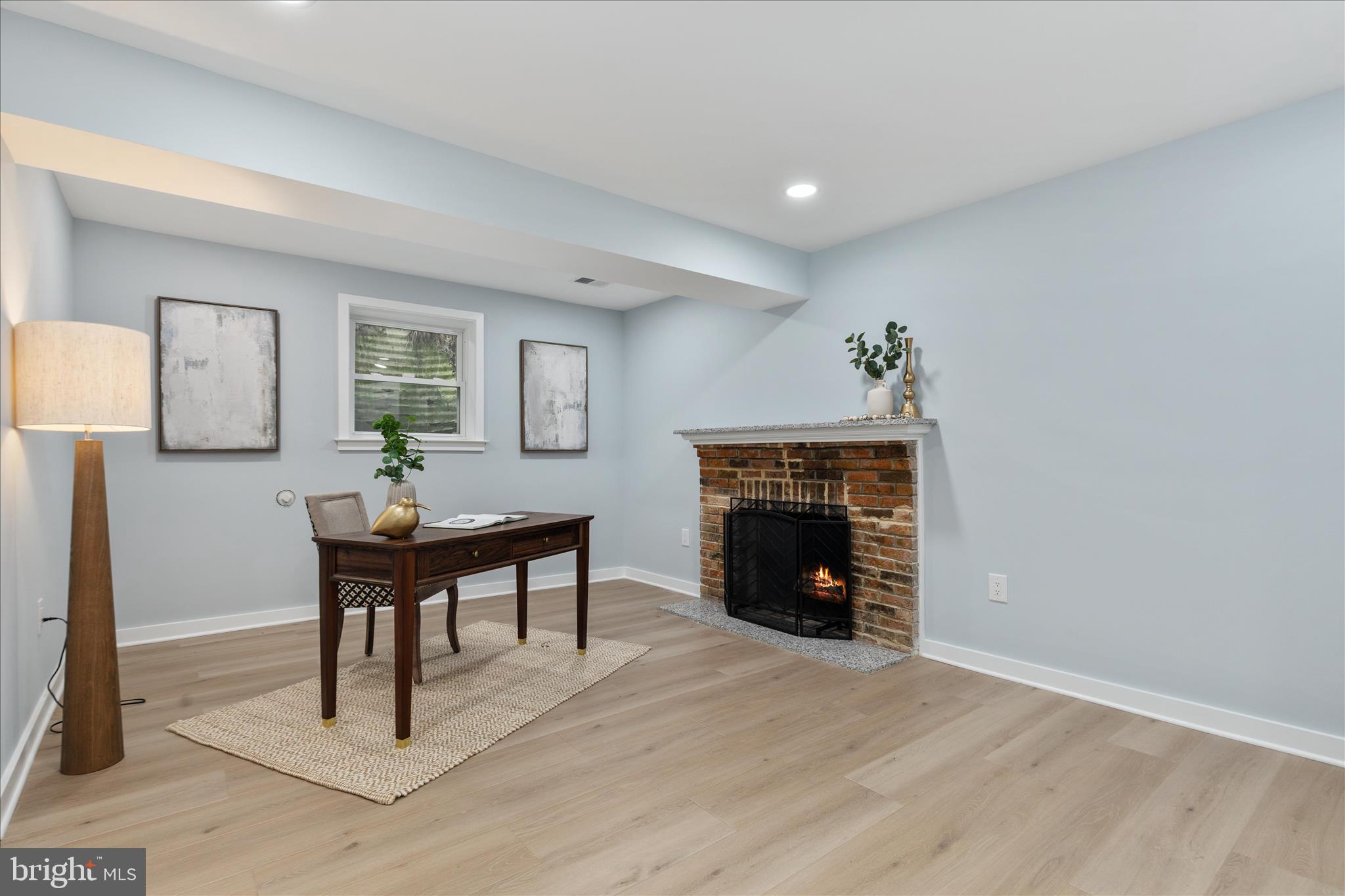BELMONT BAY - Residential