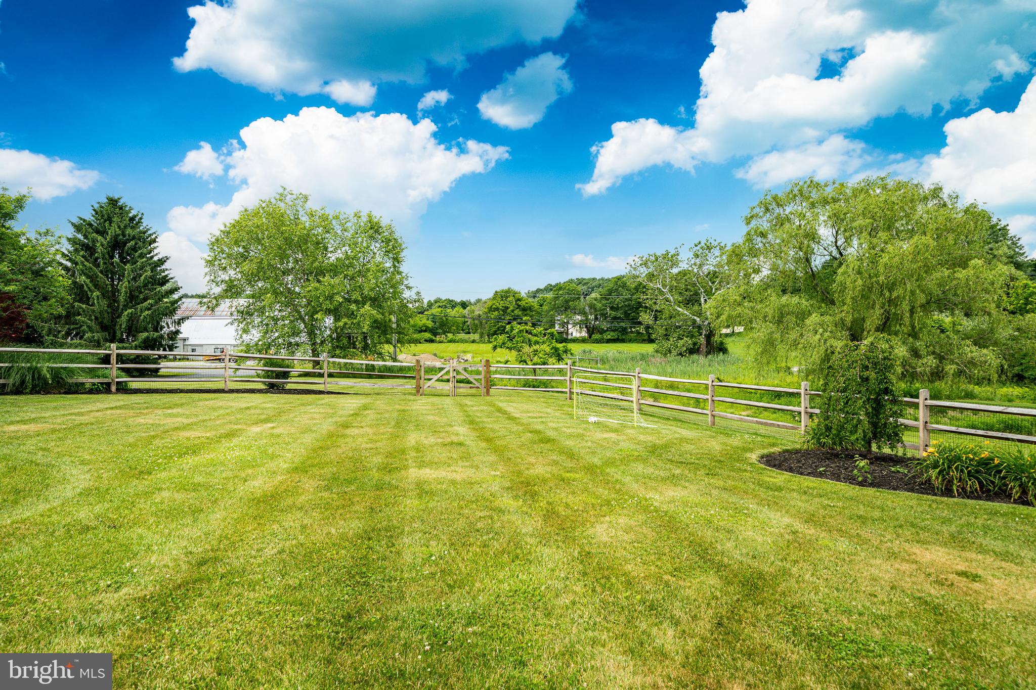 AMBLESIDE DOWNS - Residential