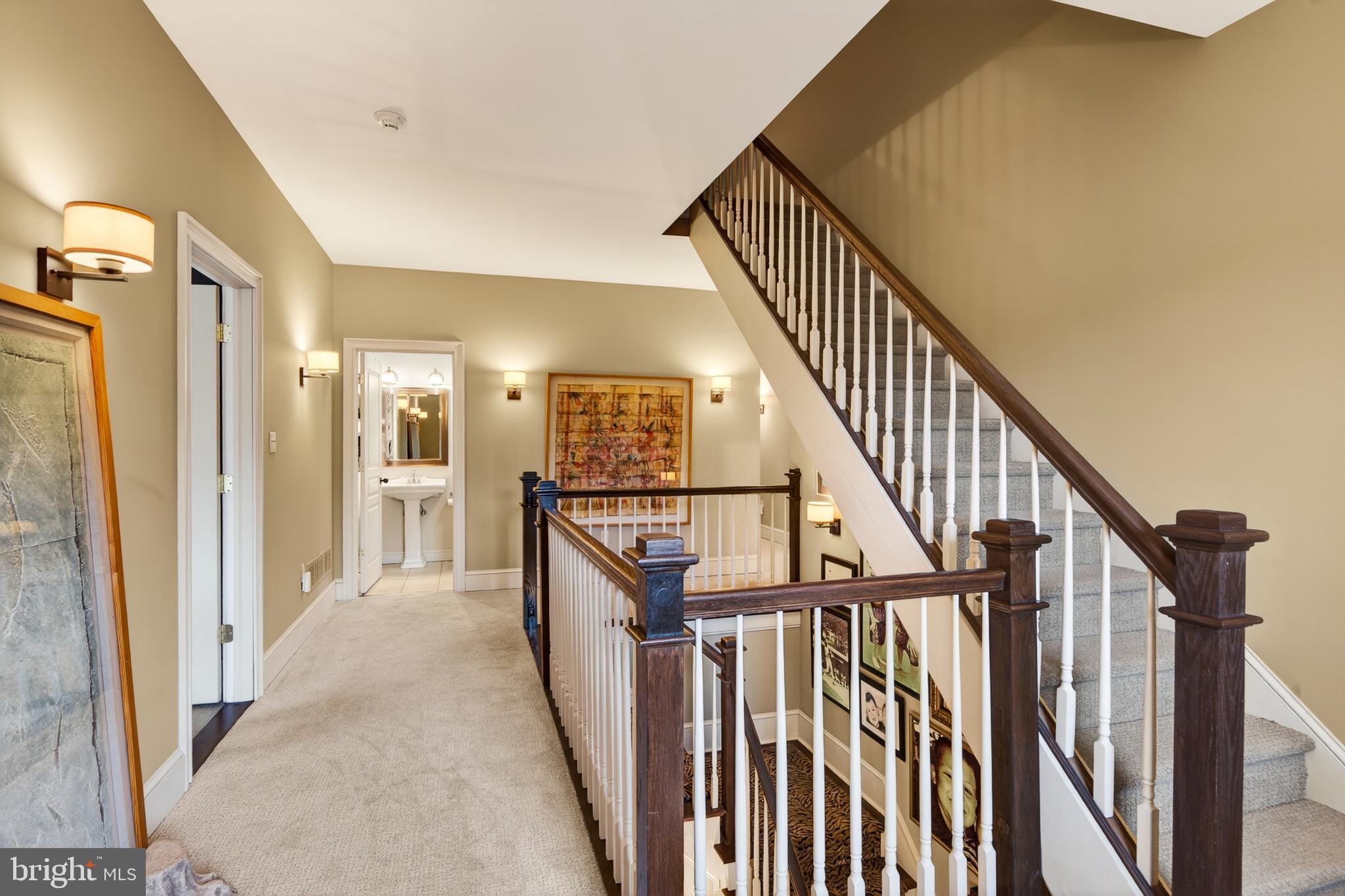 AMBLESIDE DOWNS - Residential