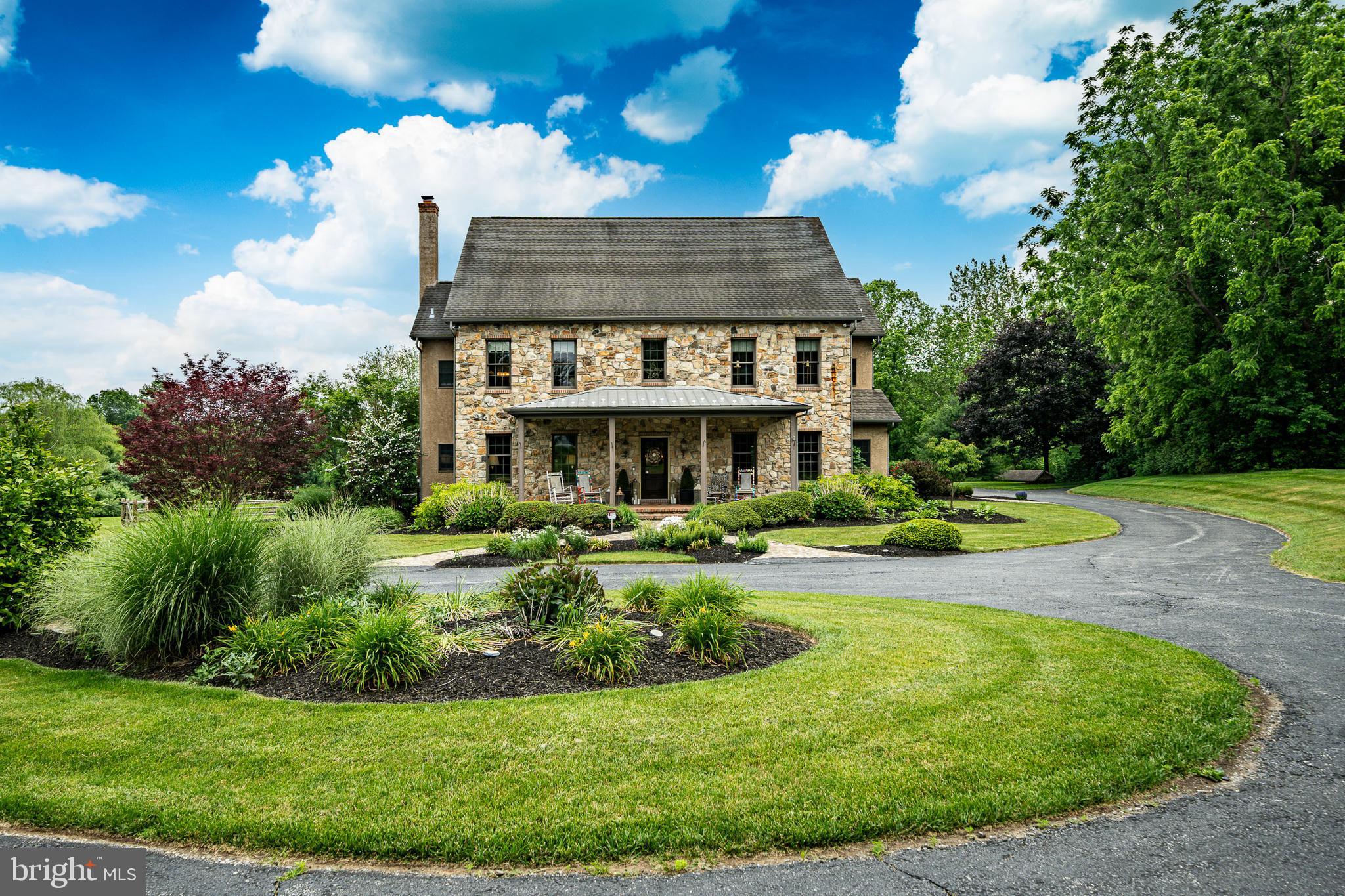 AMBLESIDE DOWNS - Residential