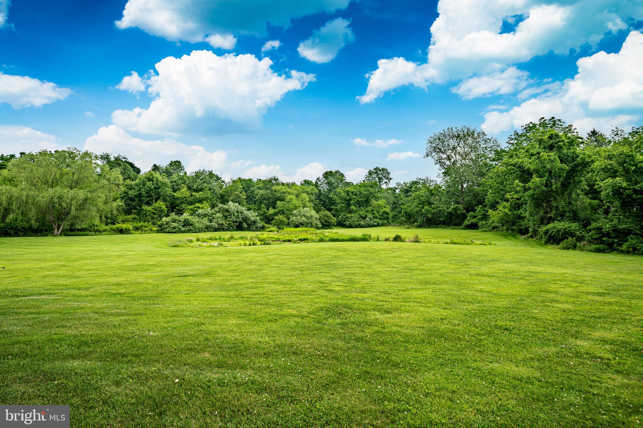 AMBLESIDE DOWNS - Residential