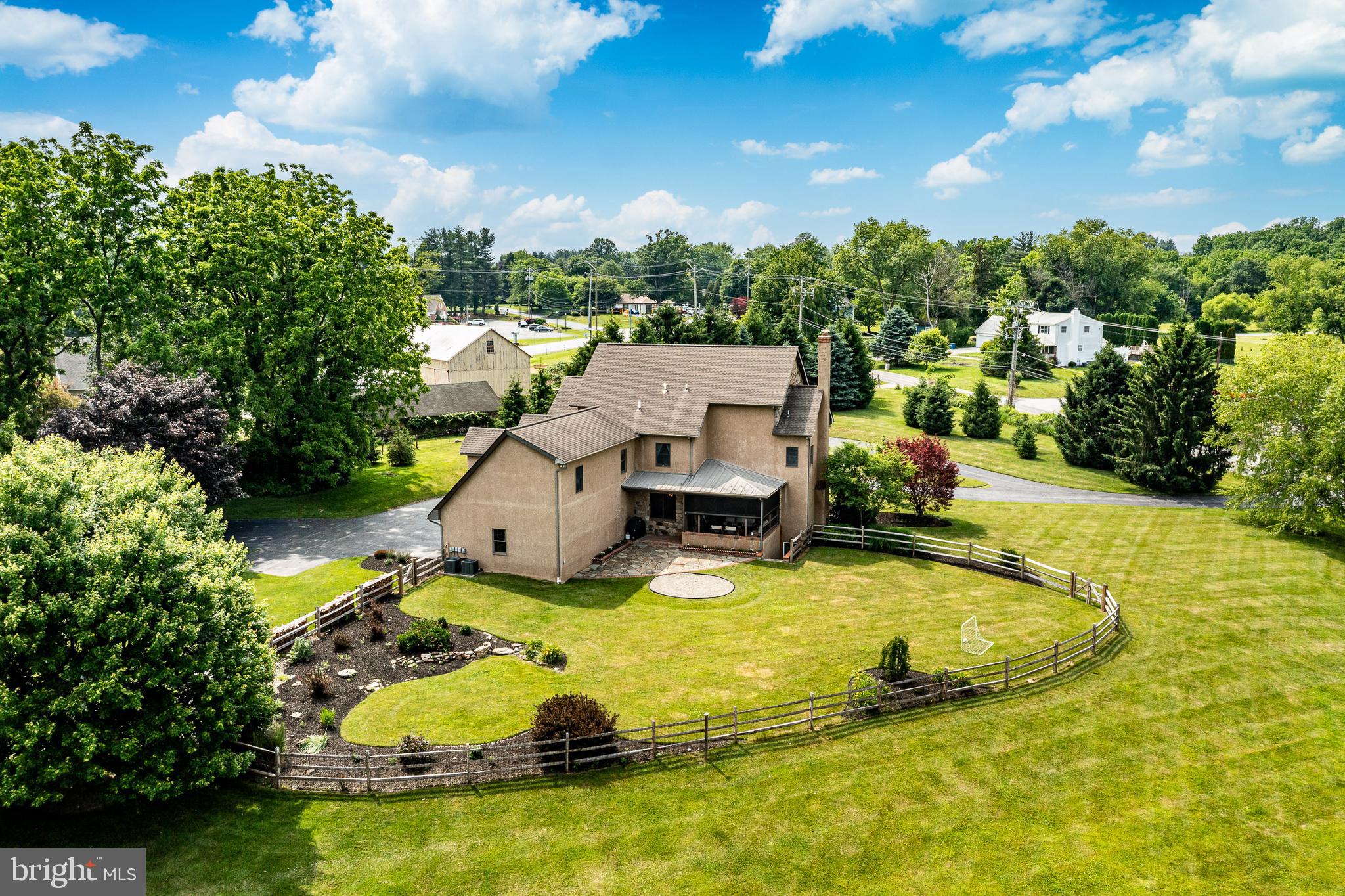 AMBLESIDE DOWNS - Residential
