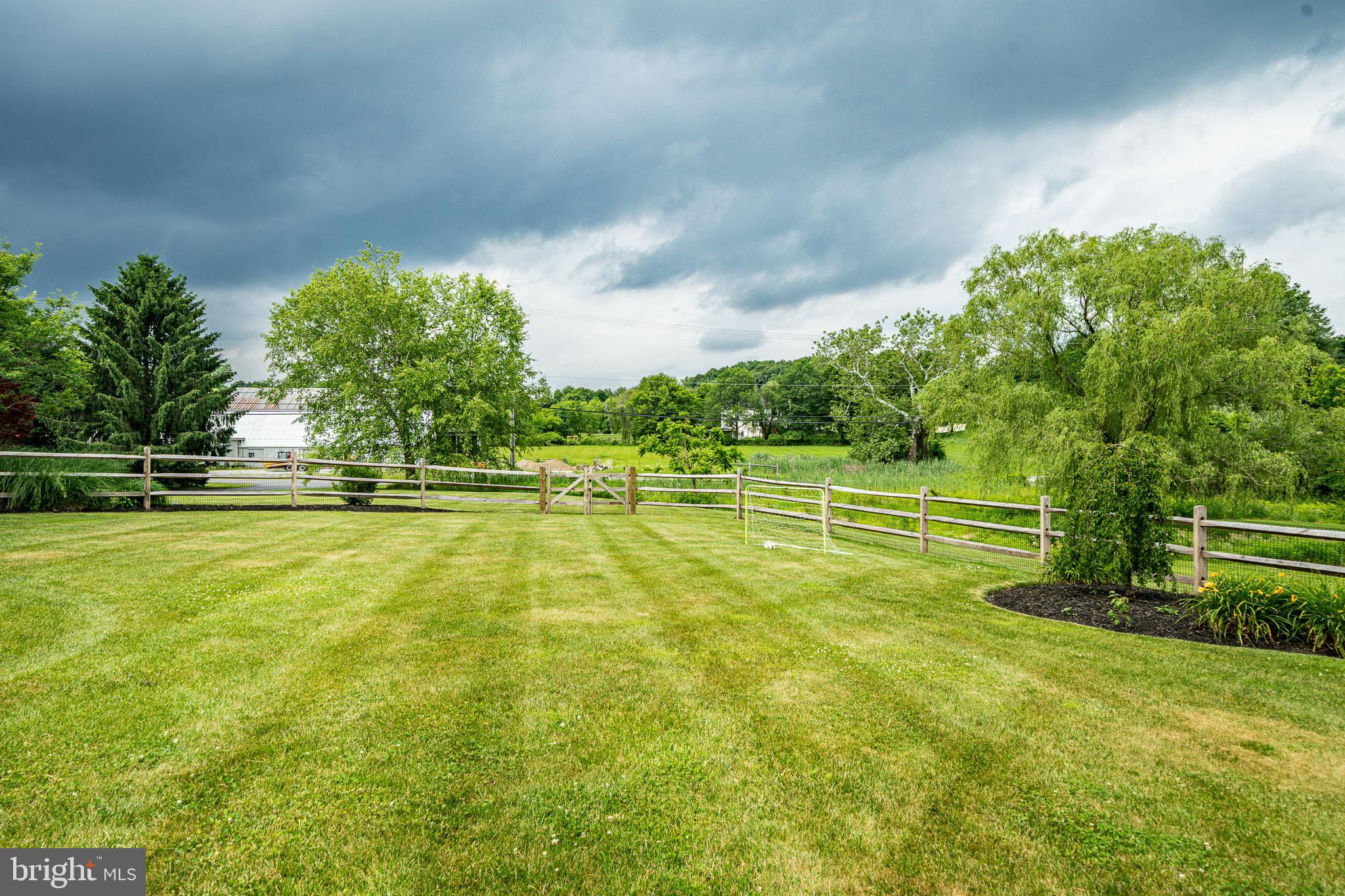 AMBLESIDE DOWNS - Residential