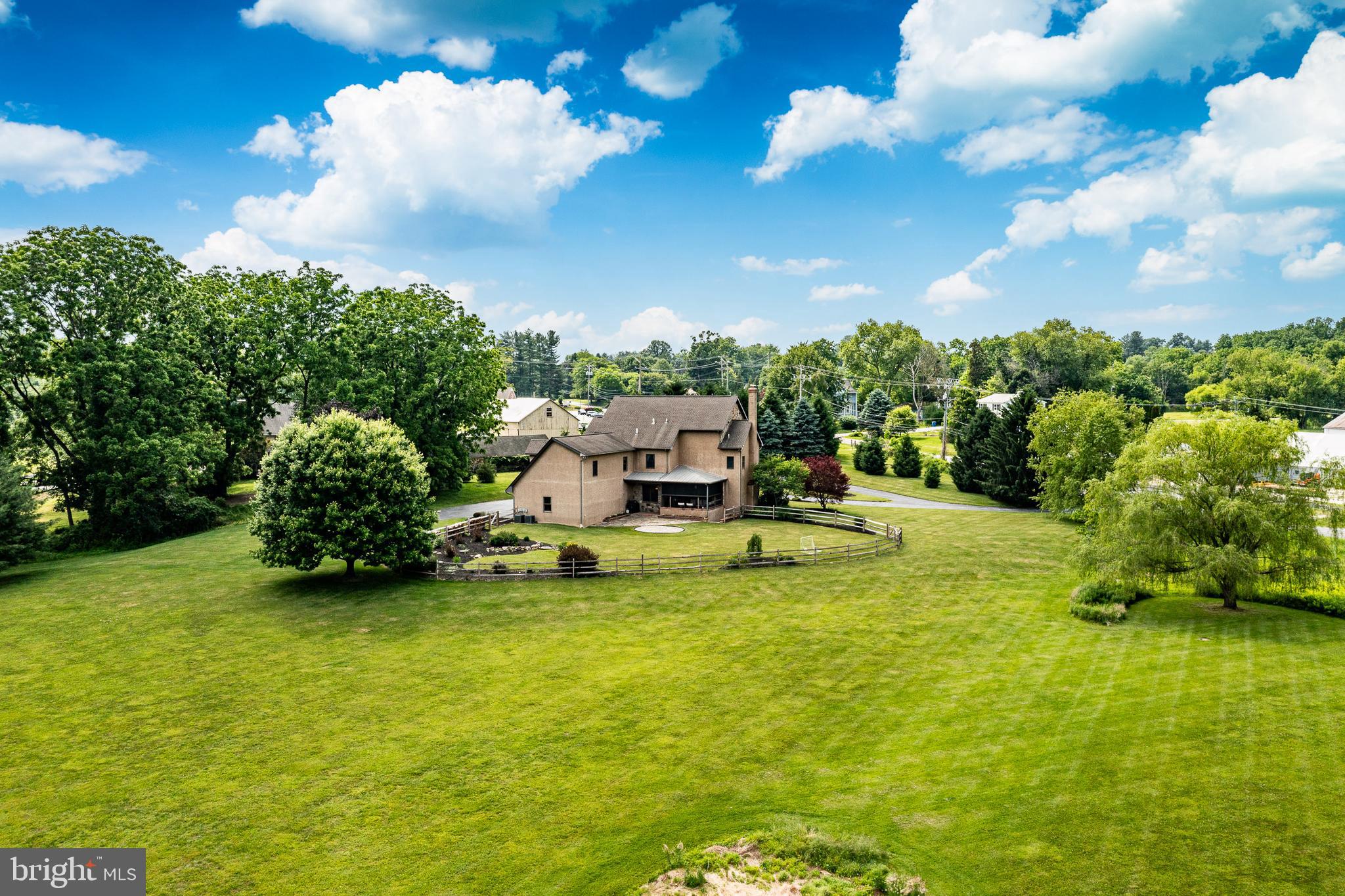 AMBLESIDE DOWNS - Residential