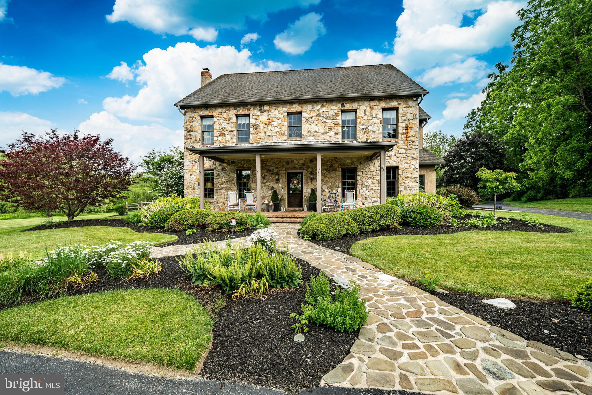 AMBLESIDE DOWNS - Residential