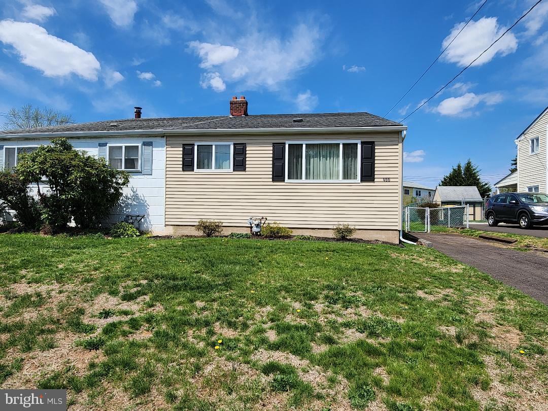 ABBEY DOWNS - Residential