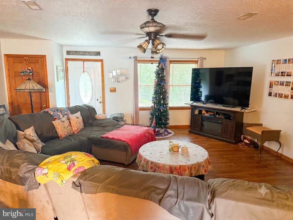 BRIGHTWATERS - Residential