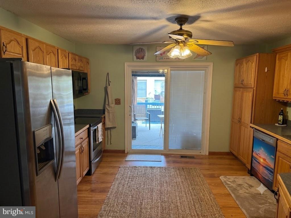 BRIGHTWATERS - Residential