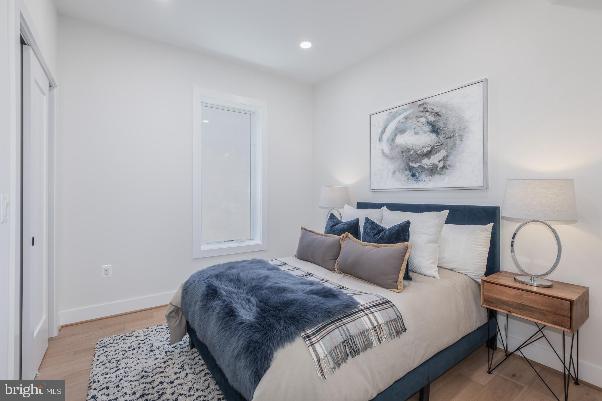FRIENDSHIP HEIGHTS - Residential