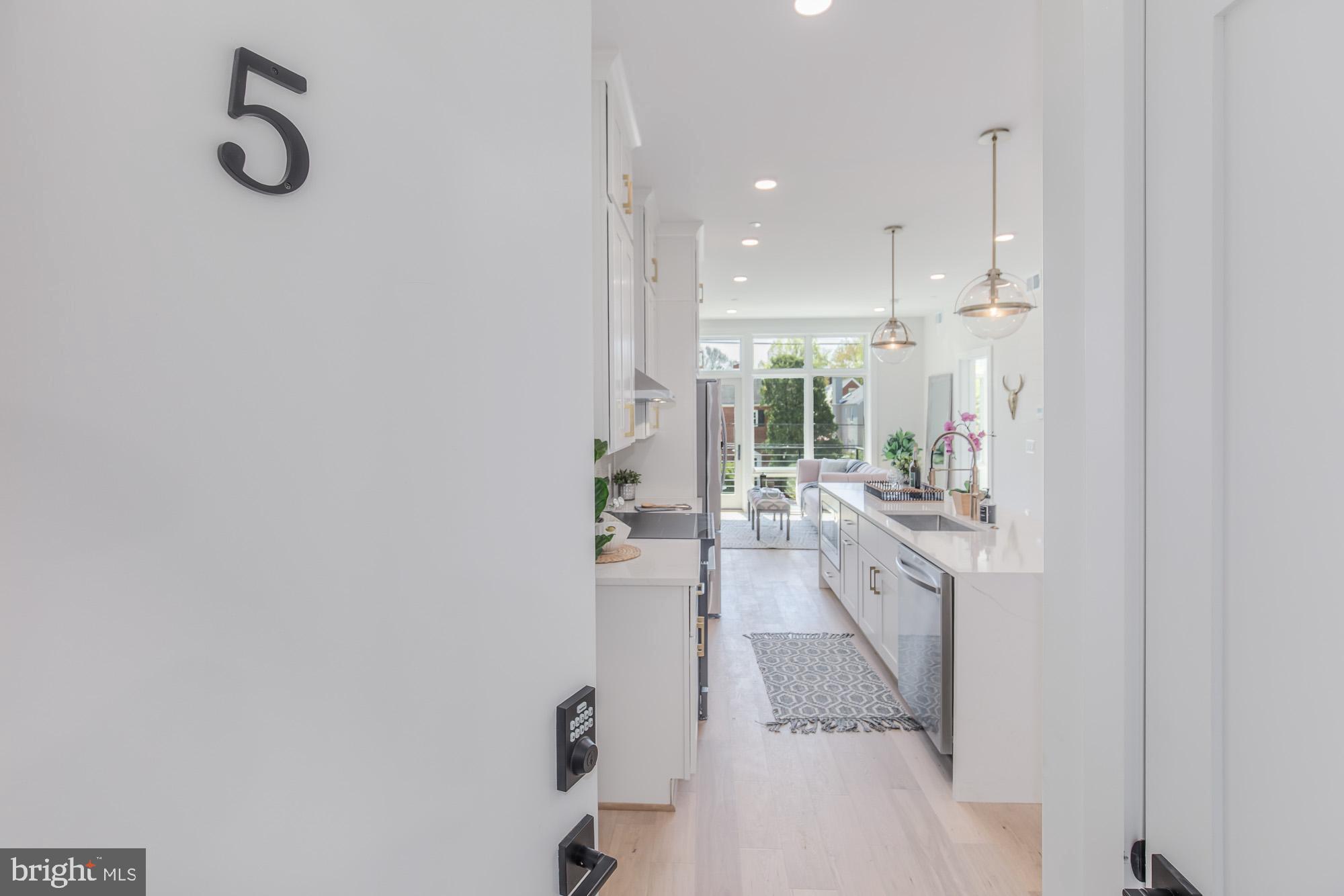 FRIENDSHIP HEIGHTS - Residential