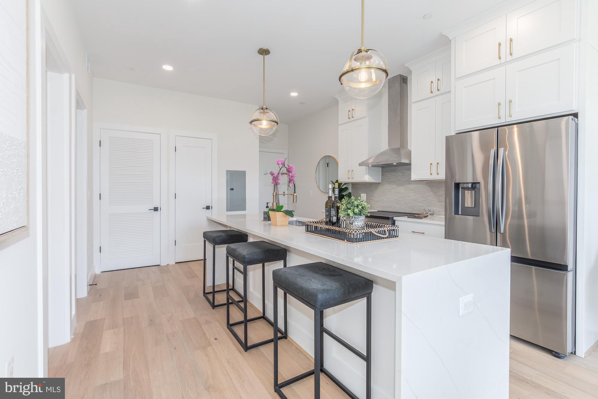 FRIENDSHIP HEIGHTS - Residential
