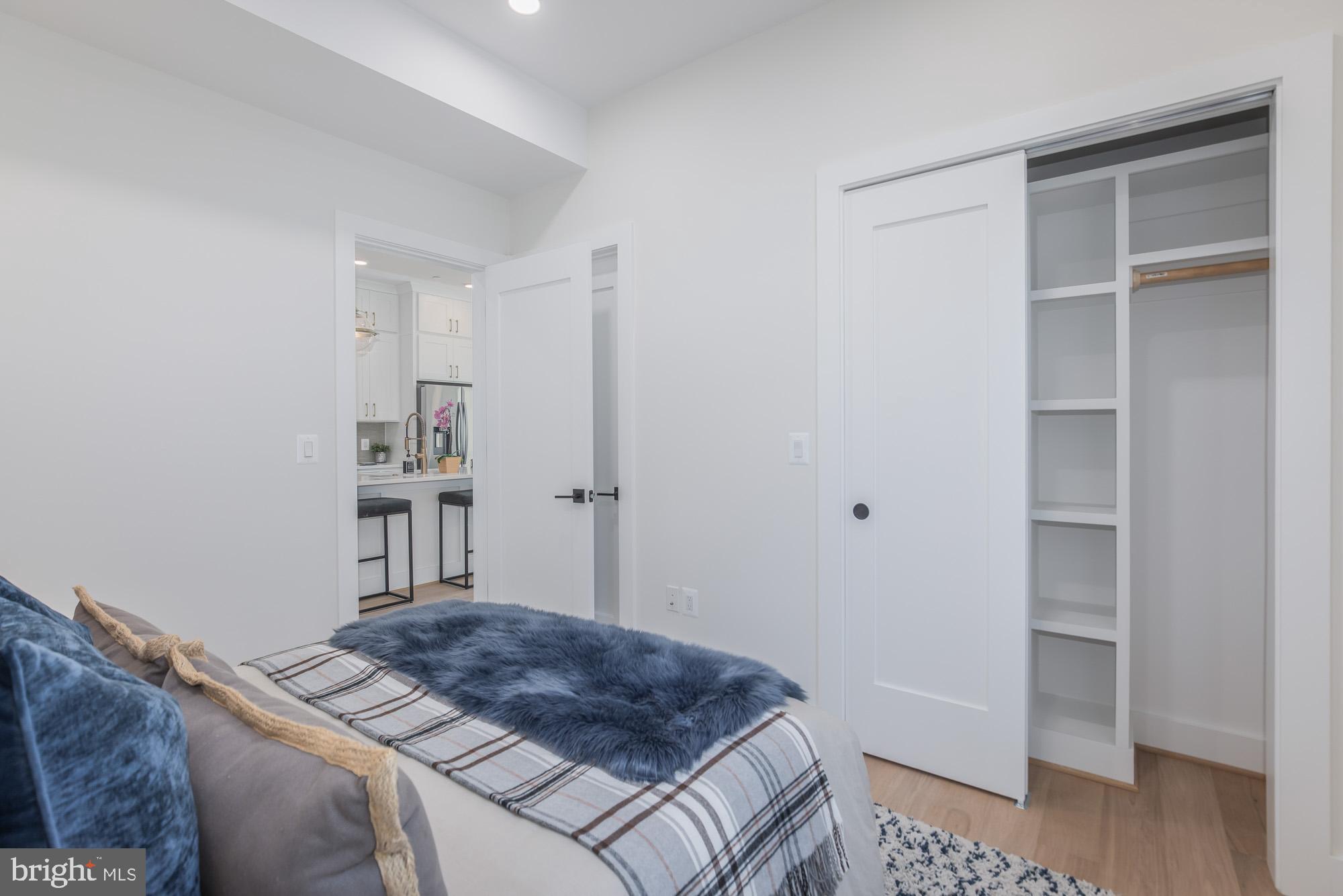 FRIENDSHIP HEIGHTS - Residential