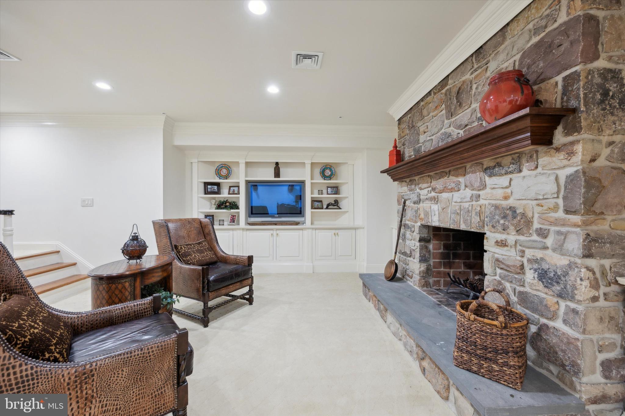 STANWOOD FARMS - Residential