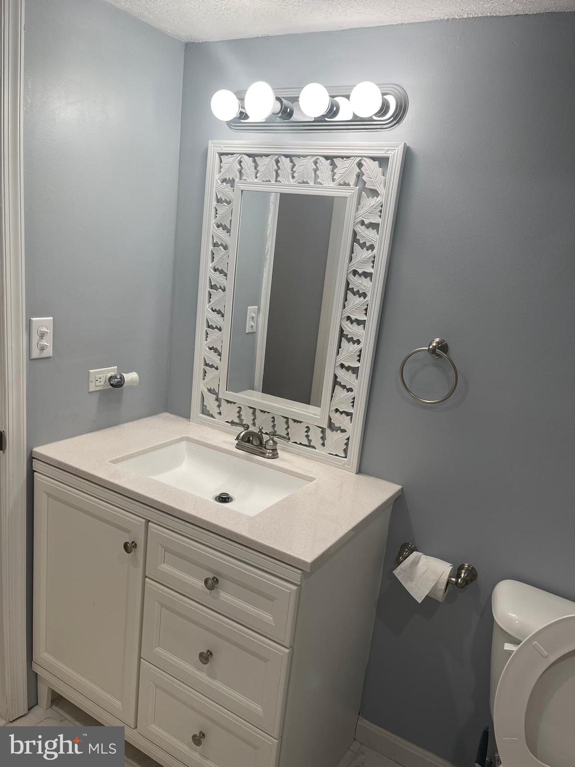 LEELAND STATION - Residential Lease