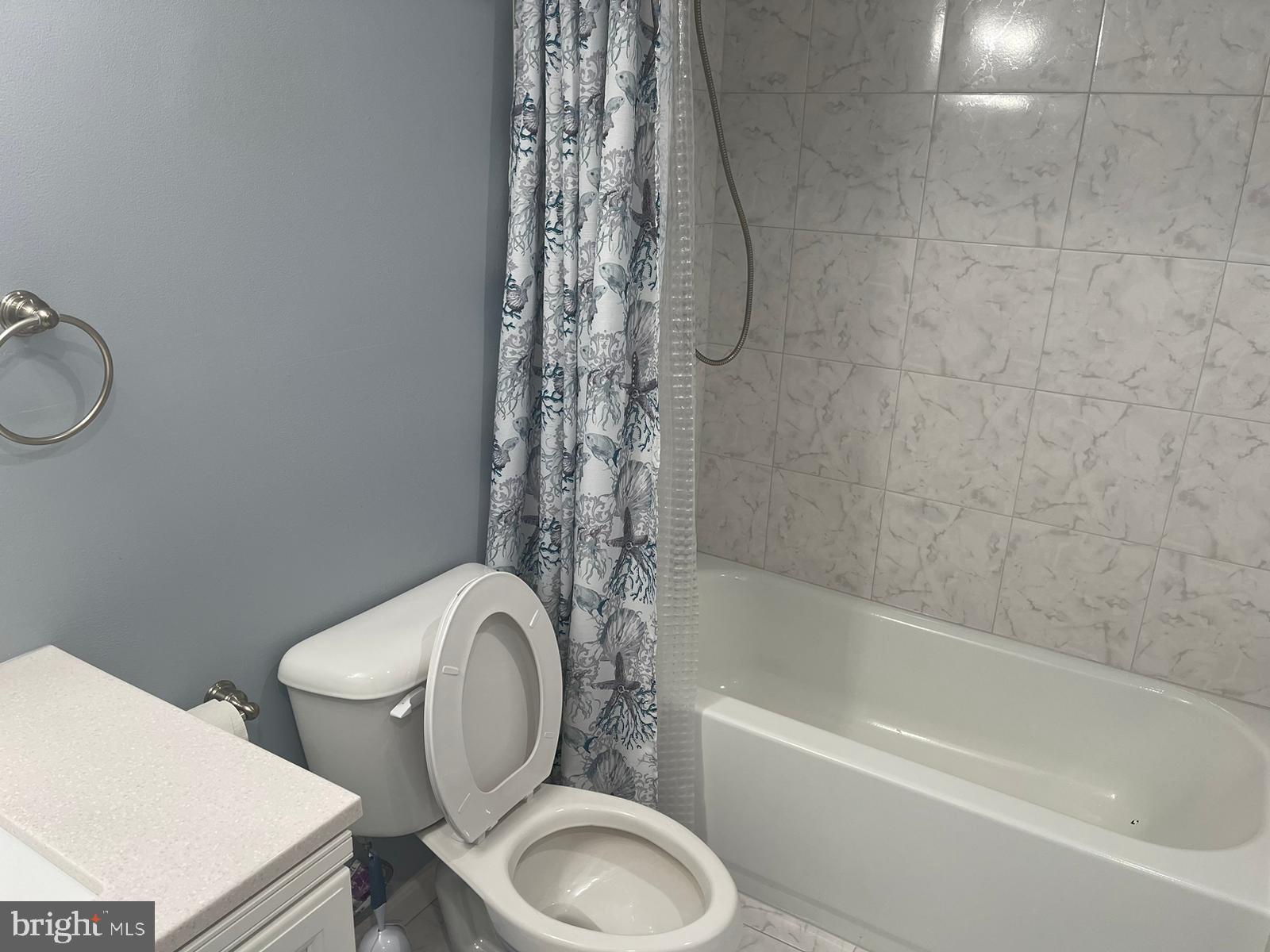 LEELAND STATION - Residential Lease