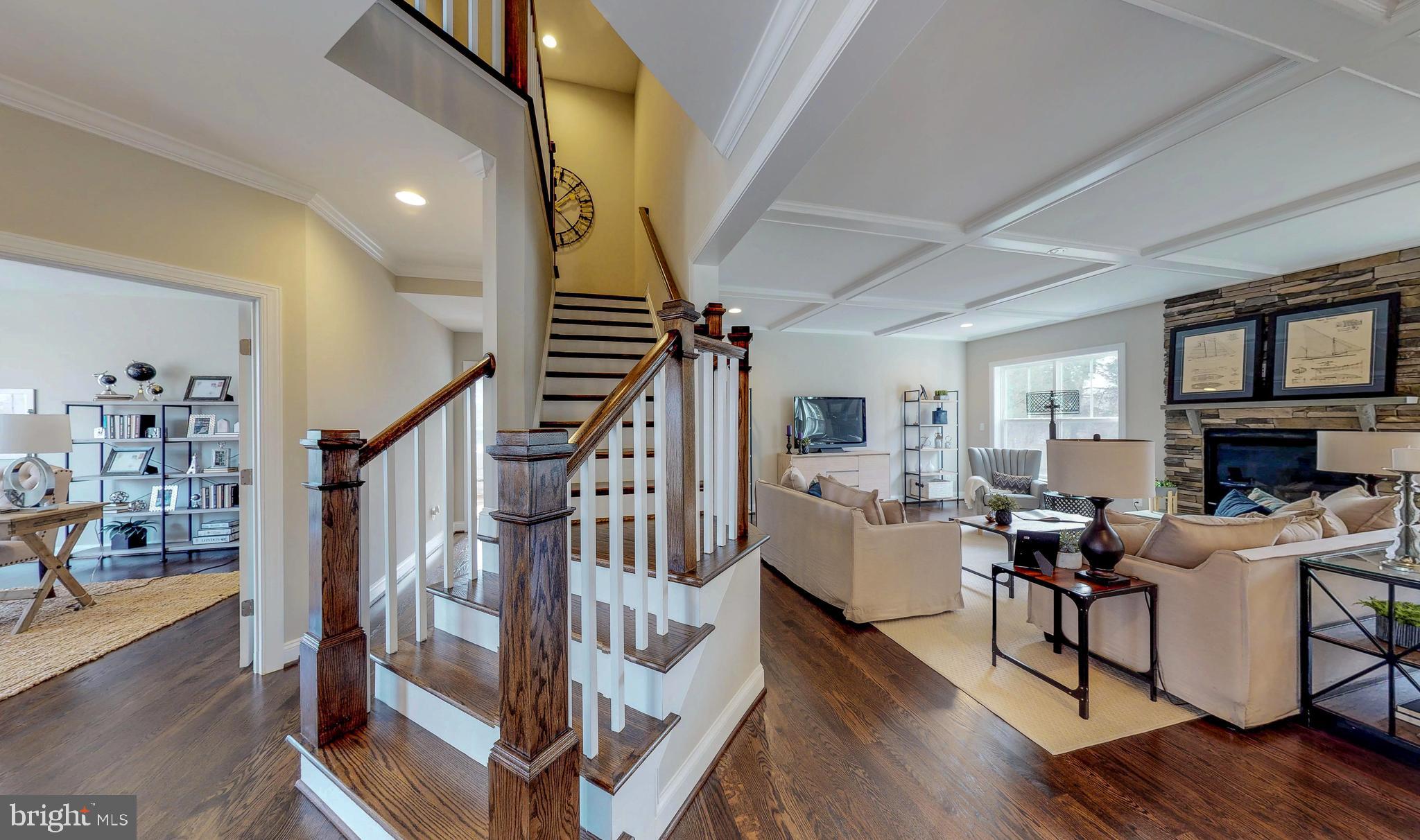 OAKTON VIEW - Residential