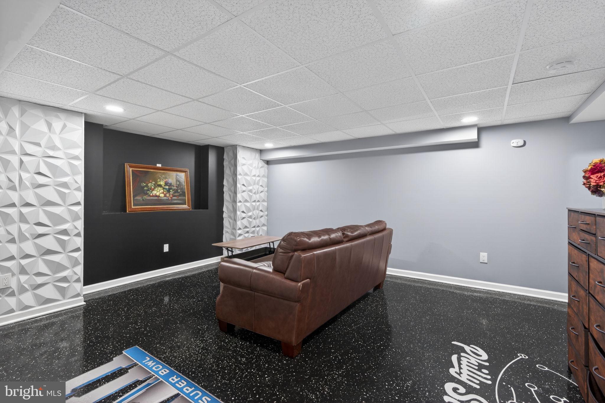 PENNWAY ESTATES - Residential