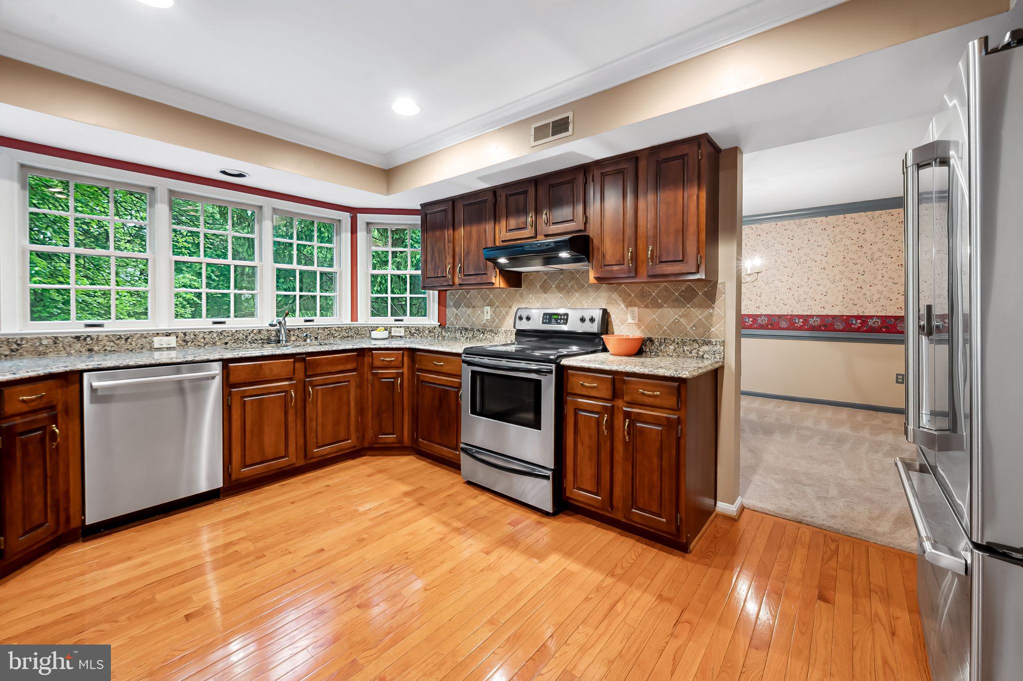 RIVERS EDGE - Residential