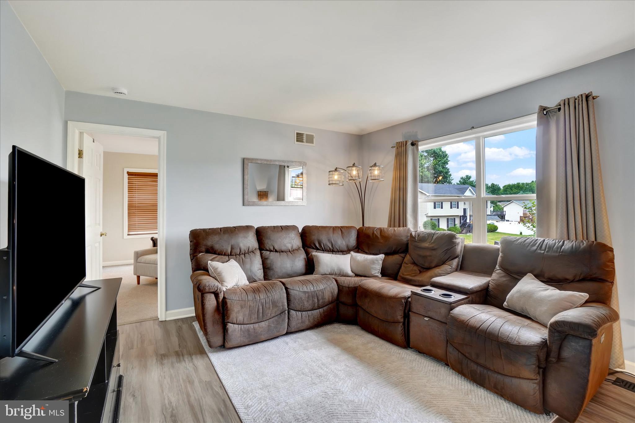 RIVERVIEW - Residential