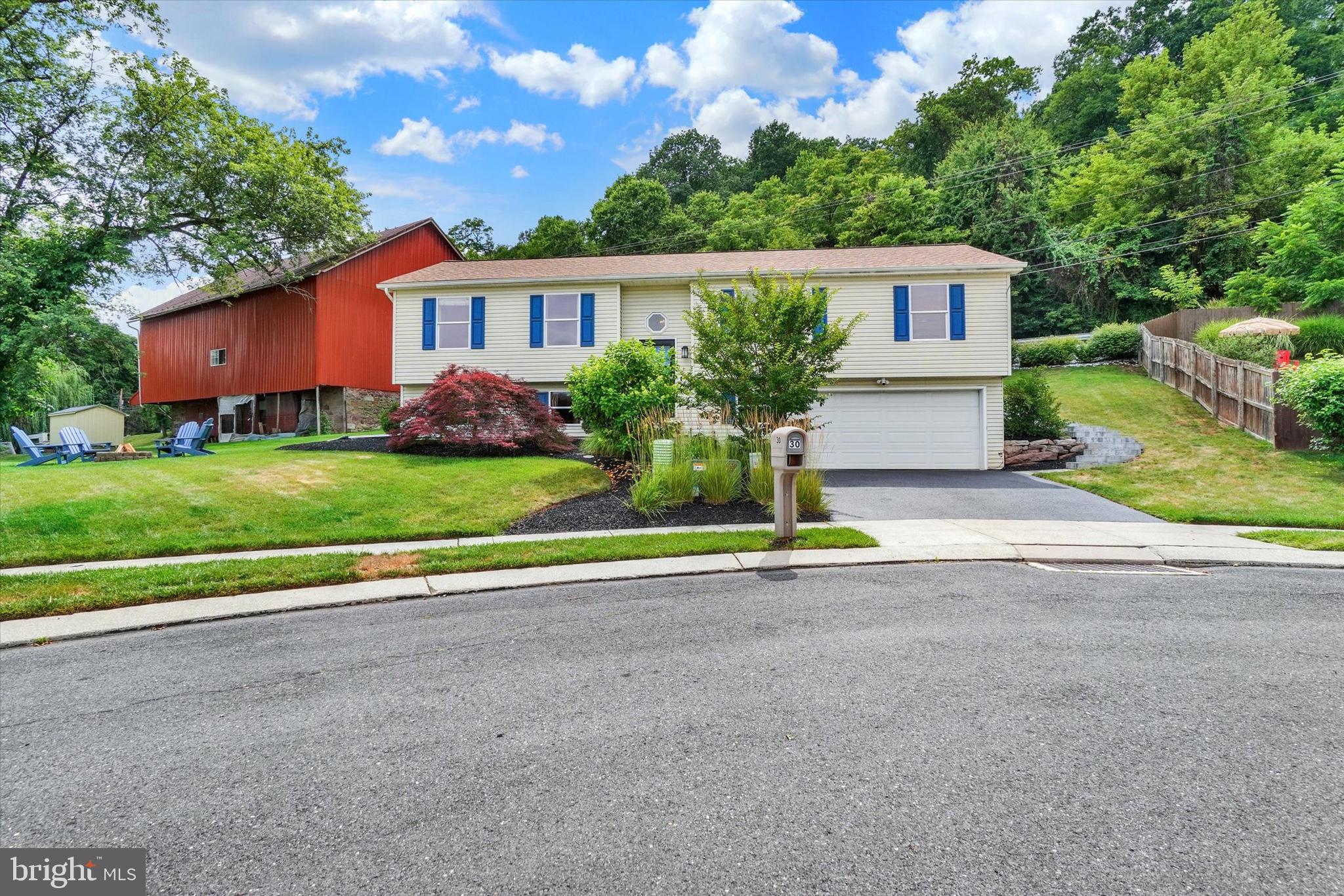 RIVERVIEW - Residential