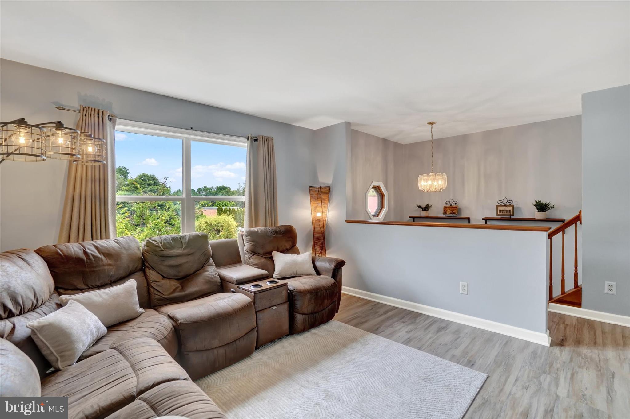 RIVERVIEW - Residential