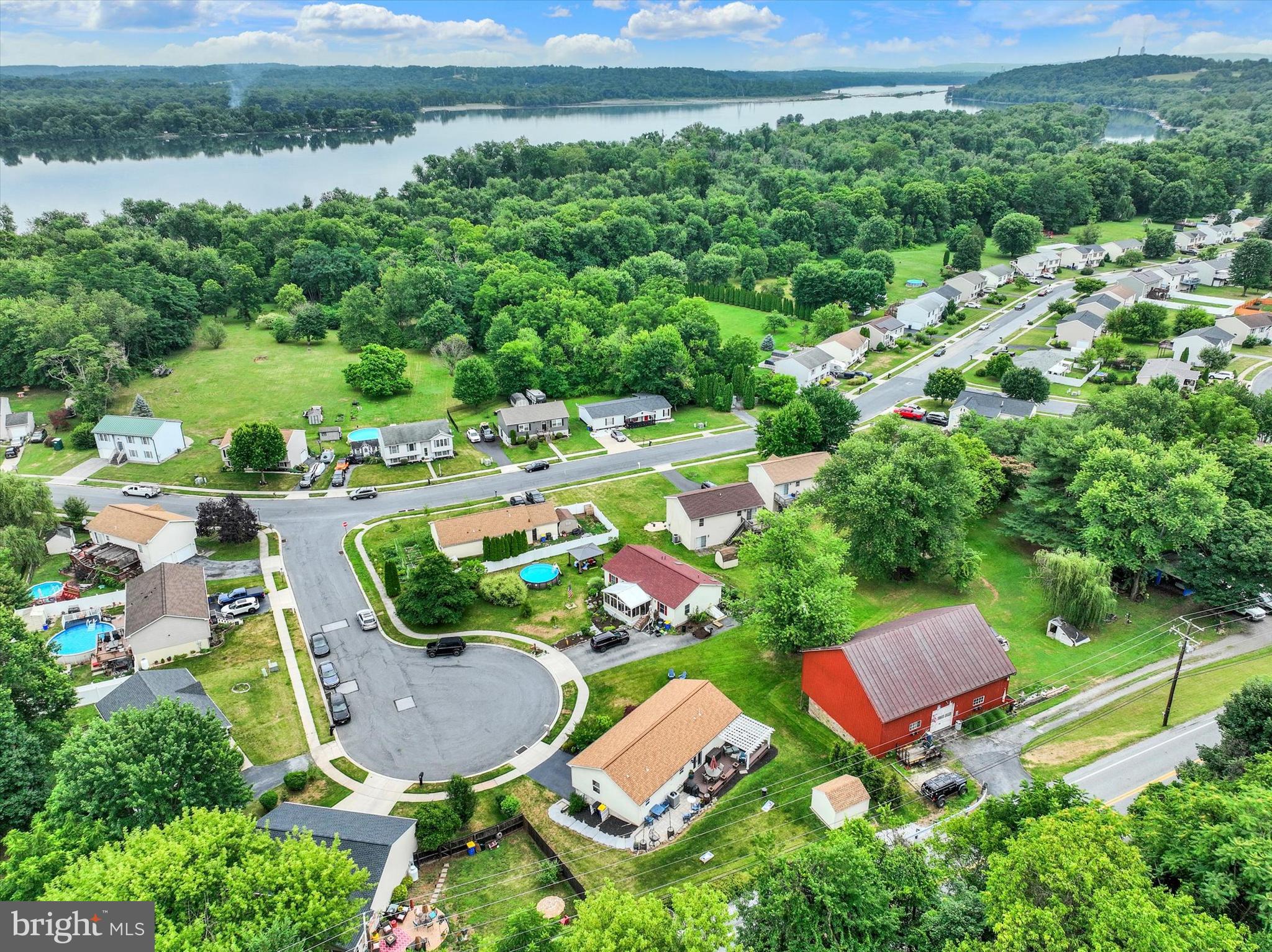 RIVERVIEW - Residential